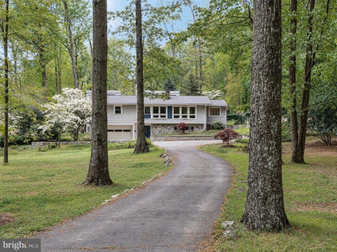 Photo of 3713 Highland Place, FAIRFAX, VA 22033 (MLS # VAFX2341418)