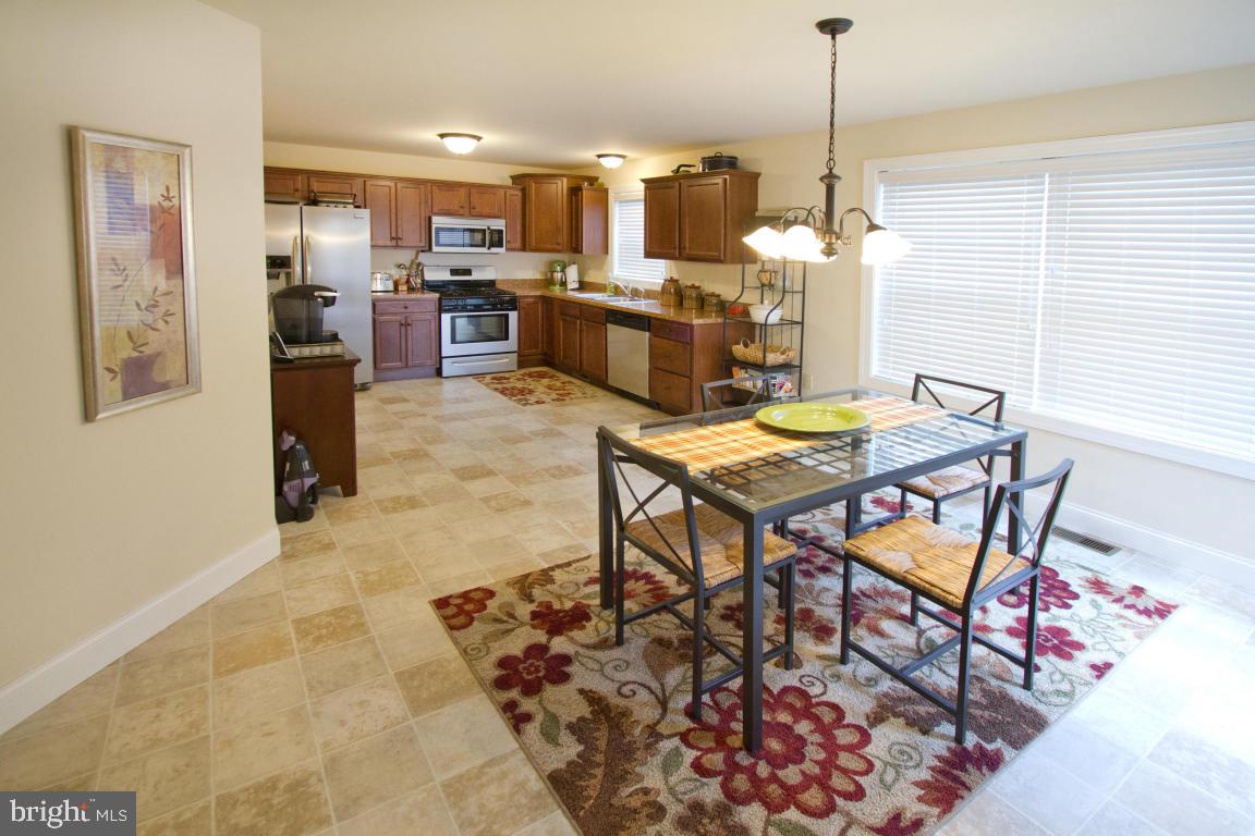 LAKES AT DONEGAL SPRINGS - Residential