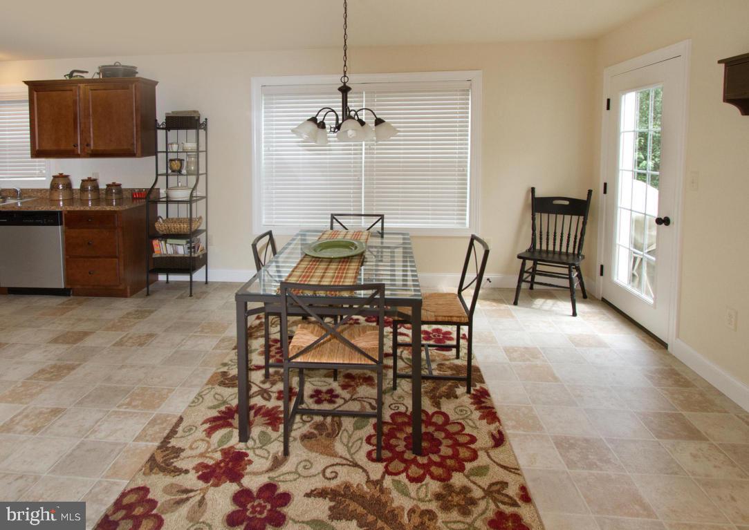 LAKES AT DONEGAL SPRINGS - Residential