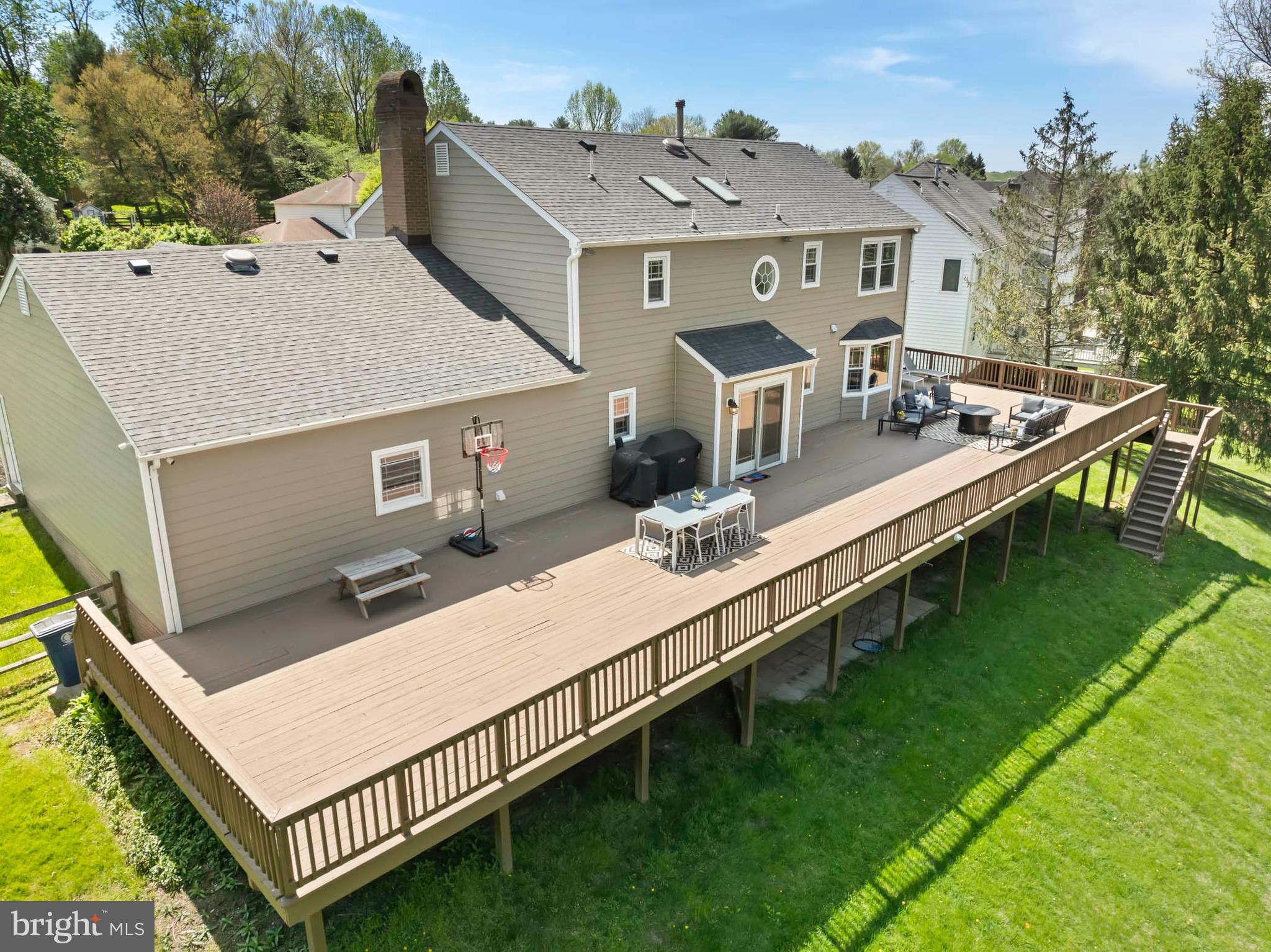 NAPLES MANOR - Residential