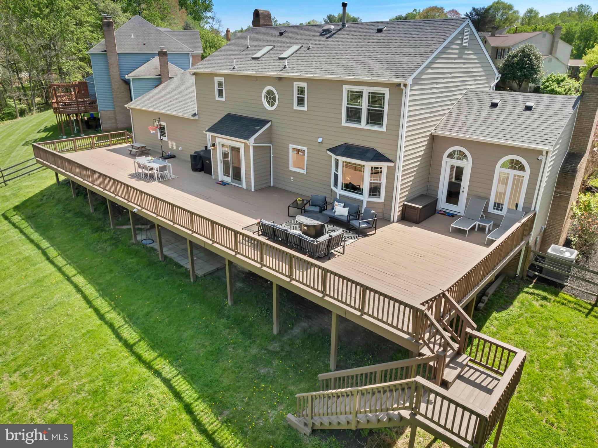 NAPLES MANOR - Residential