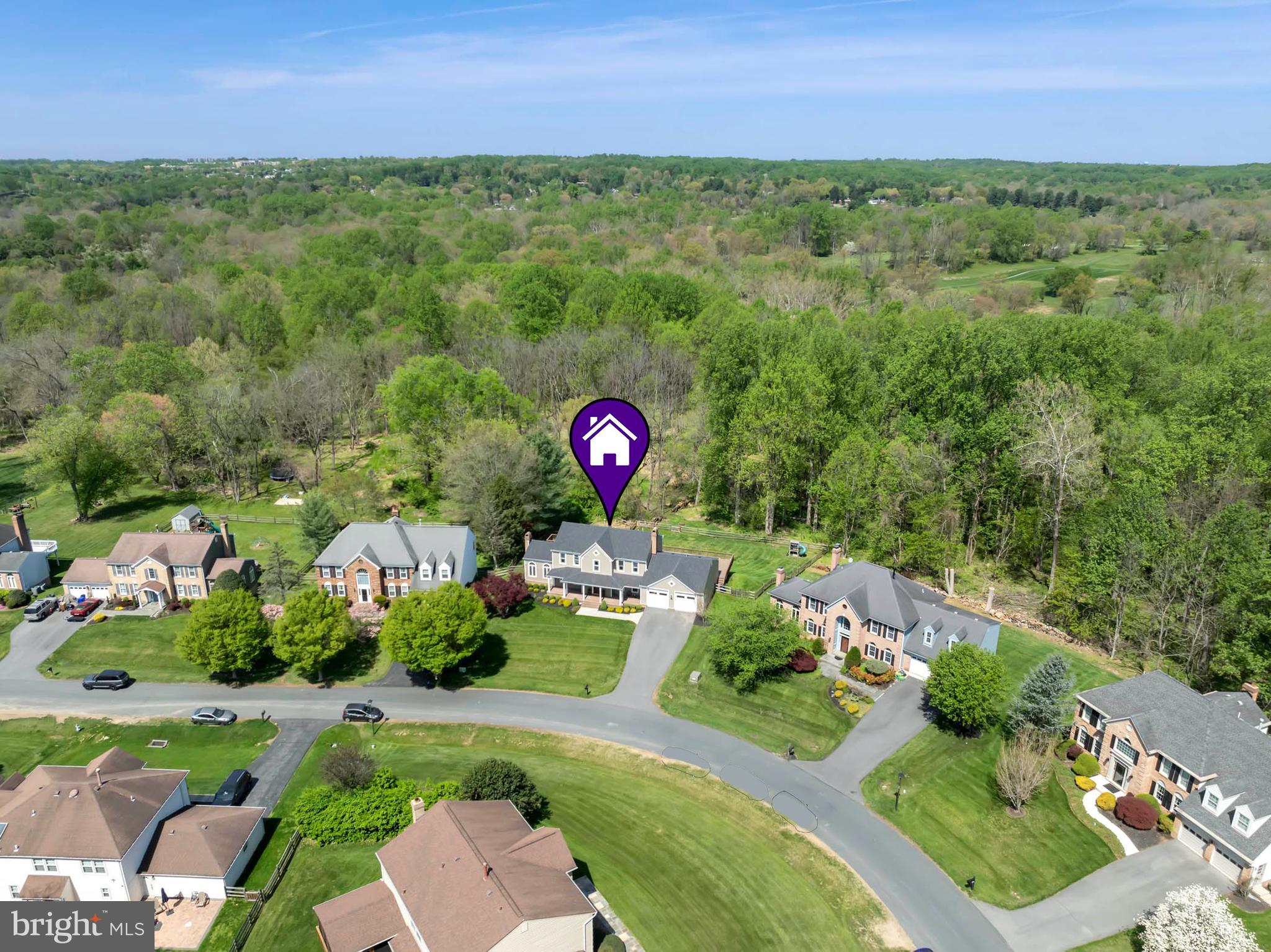 NAPLES MANOR - Residential