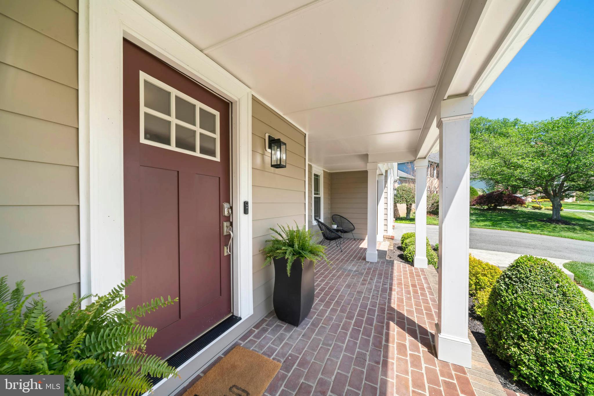 NAPLES MANOR - Residential