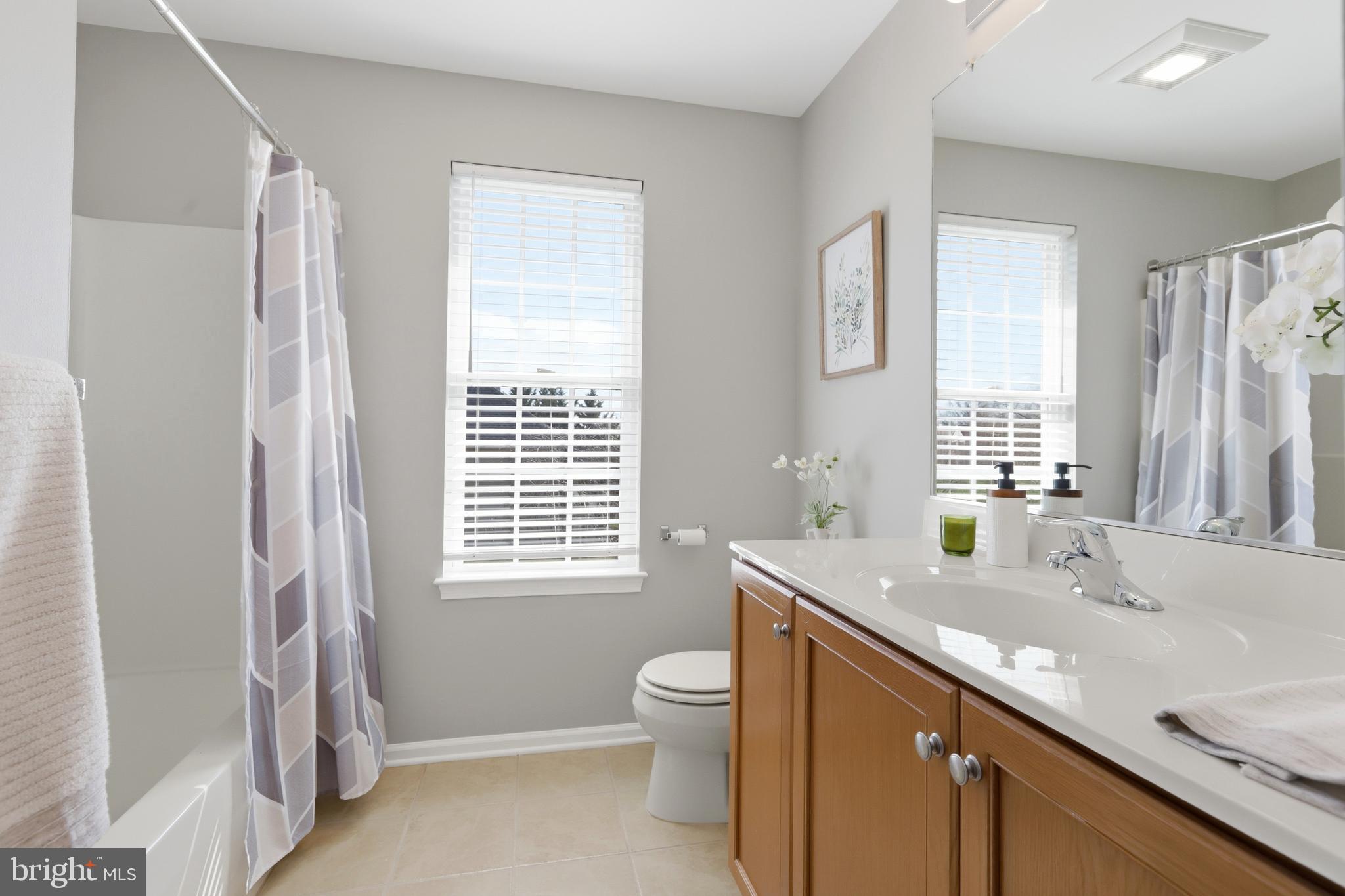 MEADOW RUN - Residential