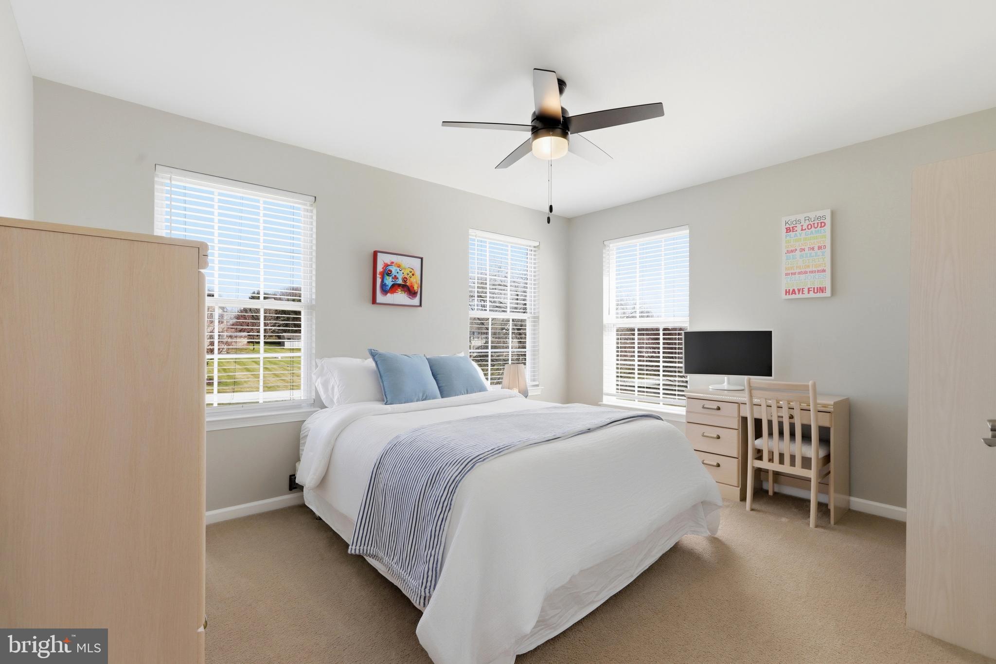 MEADOW RUN - Residential