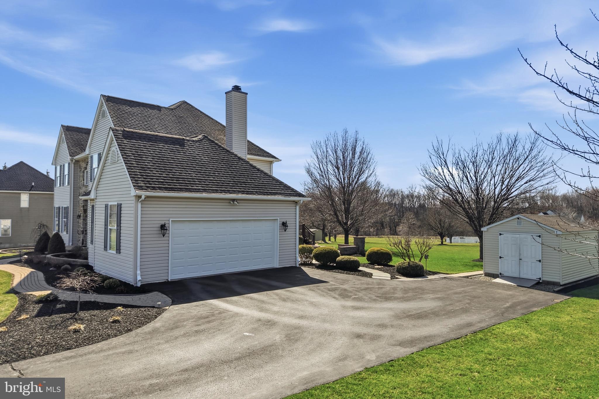 MEADOW RUN - Residential