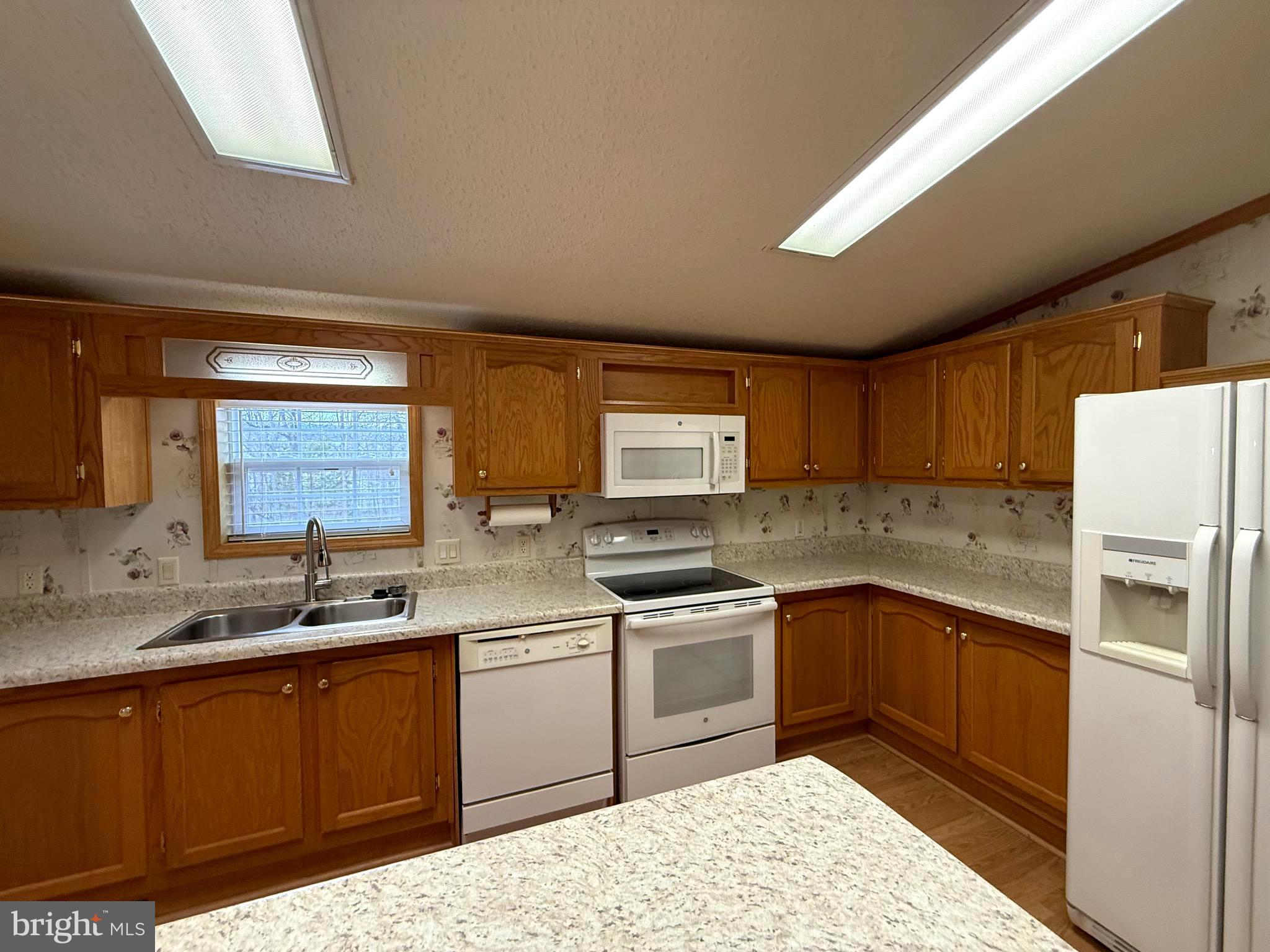 GRAND VIEW ESTATES - Residential