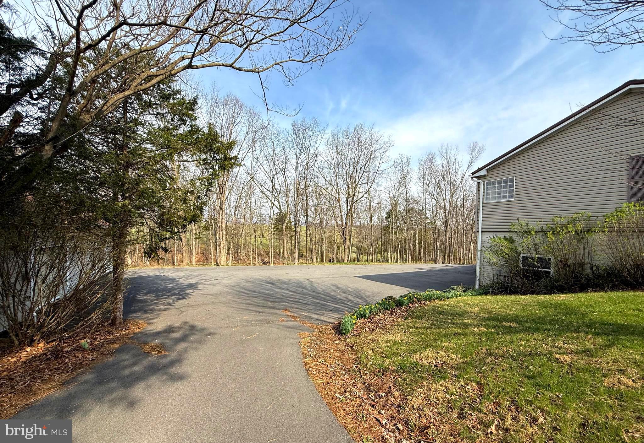 GRAND VIEW ESTATES - Residential