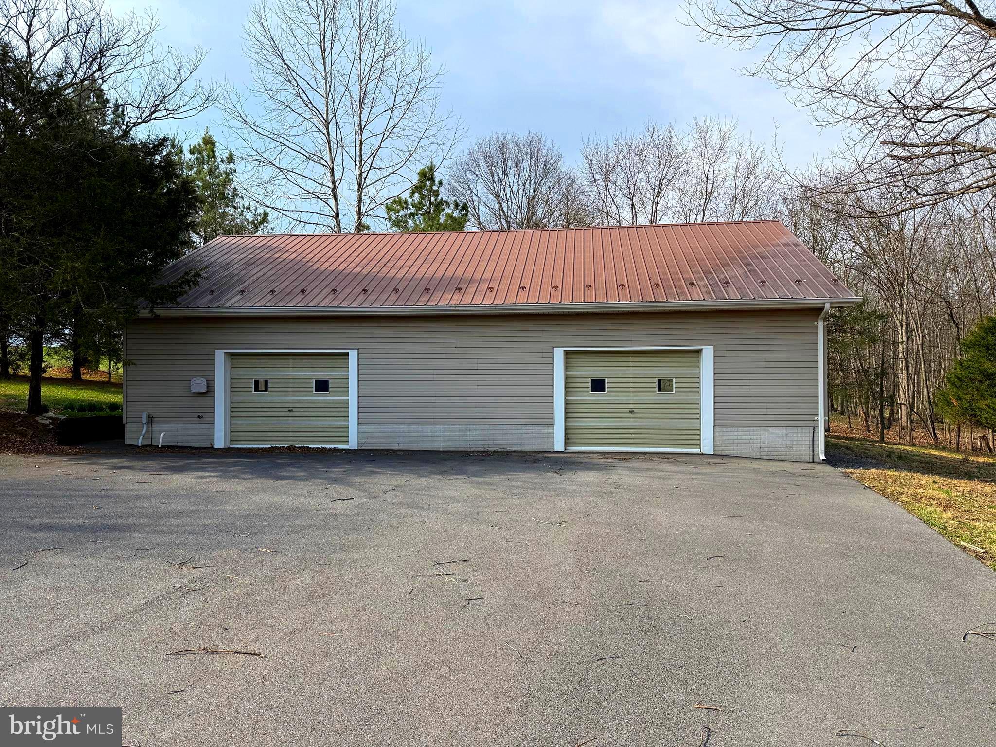 GRAND VIEW ESTATES - Residential