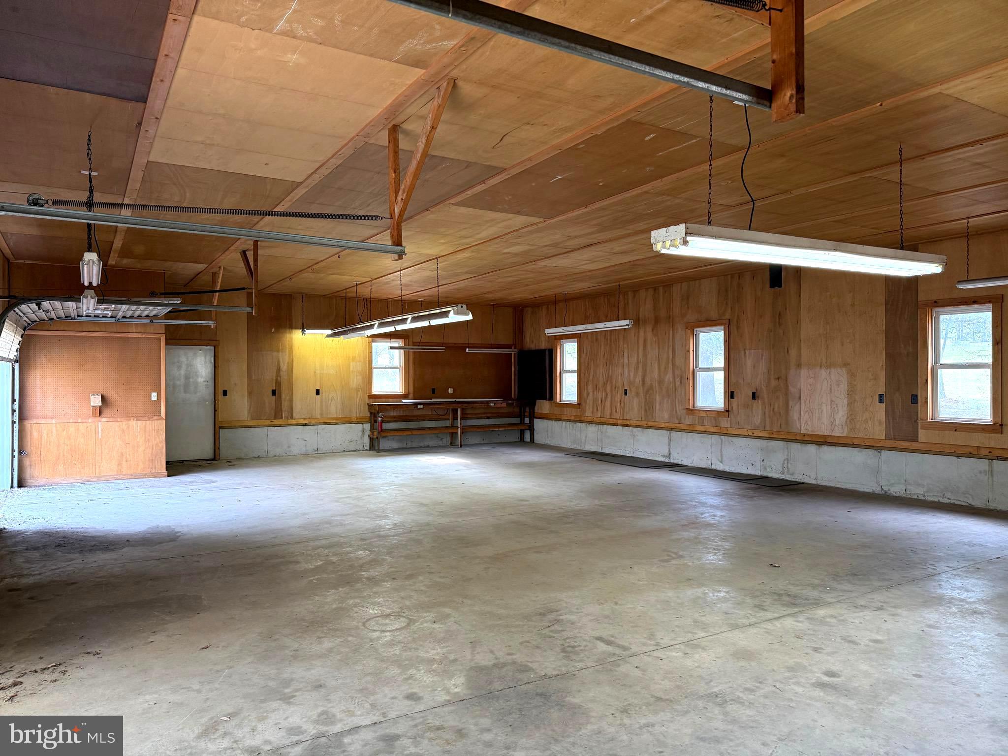 GRAND VIEW ESTATES - Residential