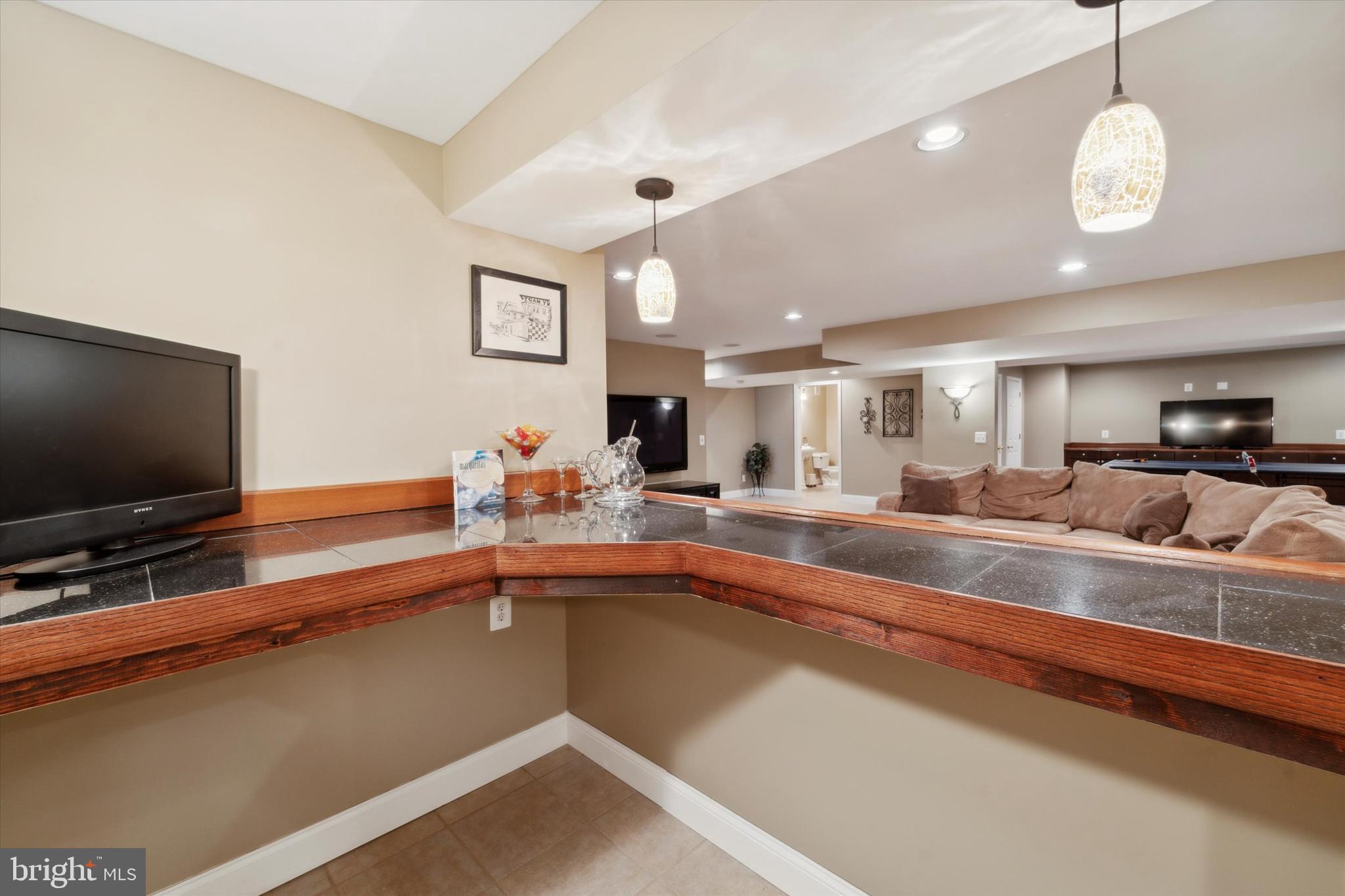 VALLEY GREEN - Residential