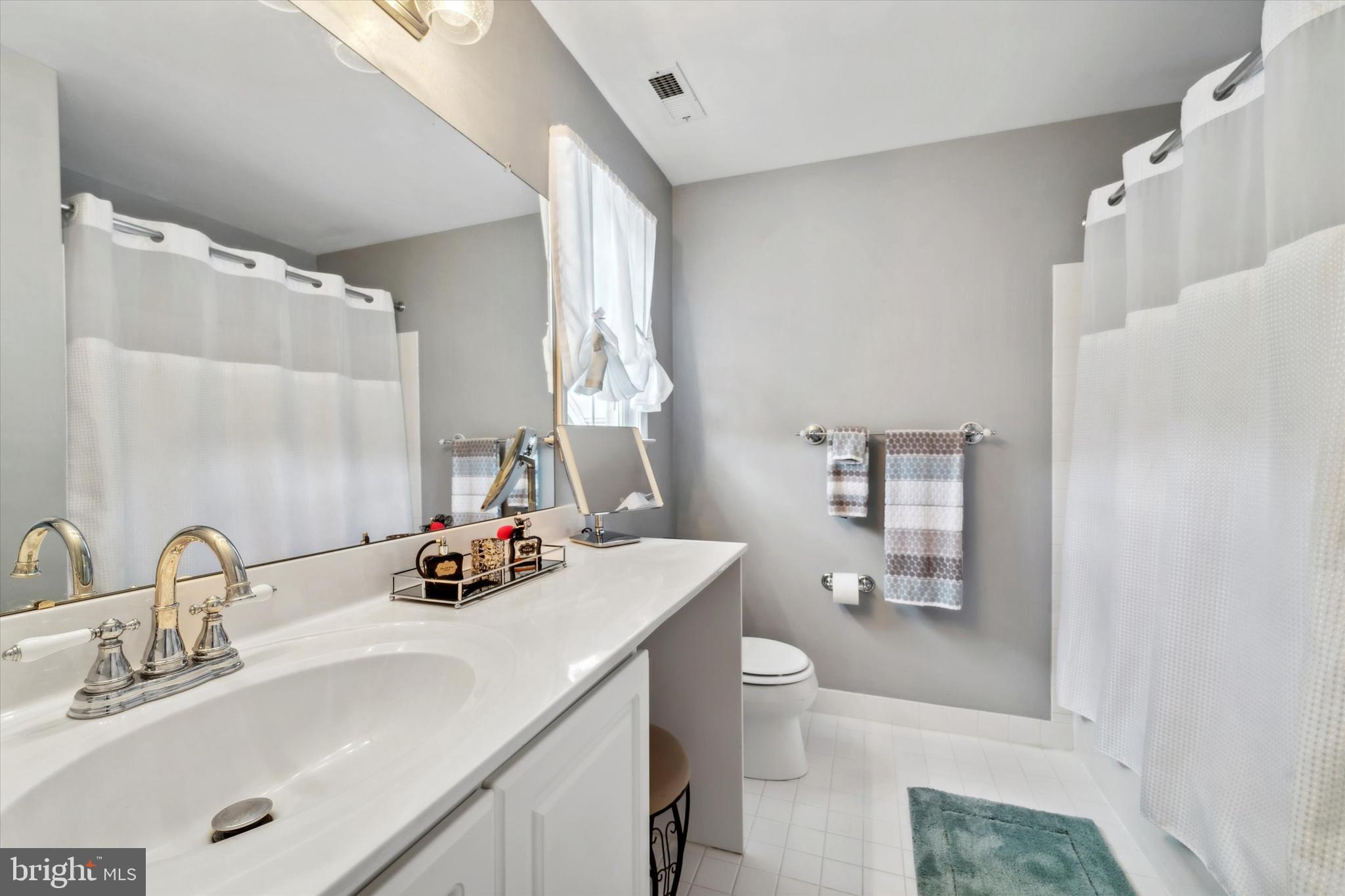 VALLEY GREEN - Residential