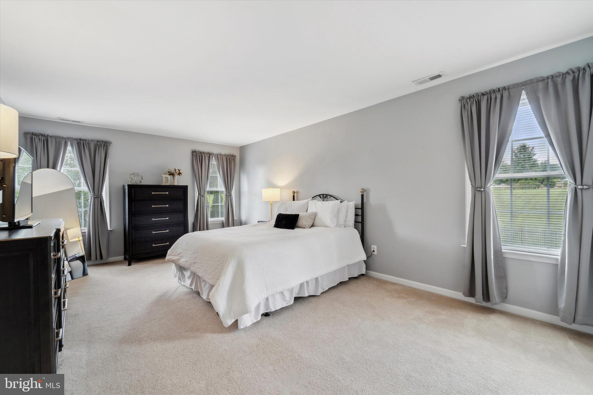 VALLEY GREEN - Residential