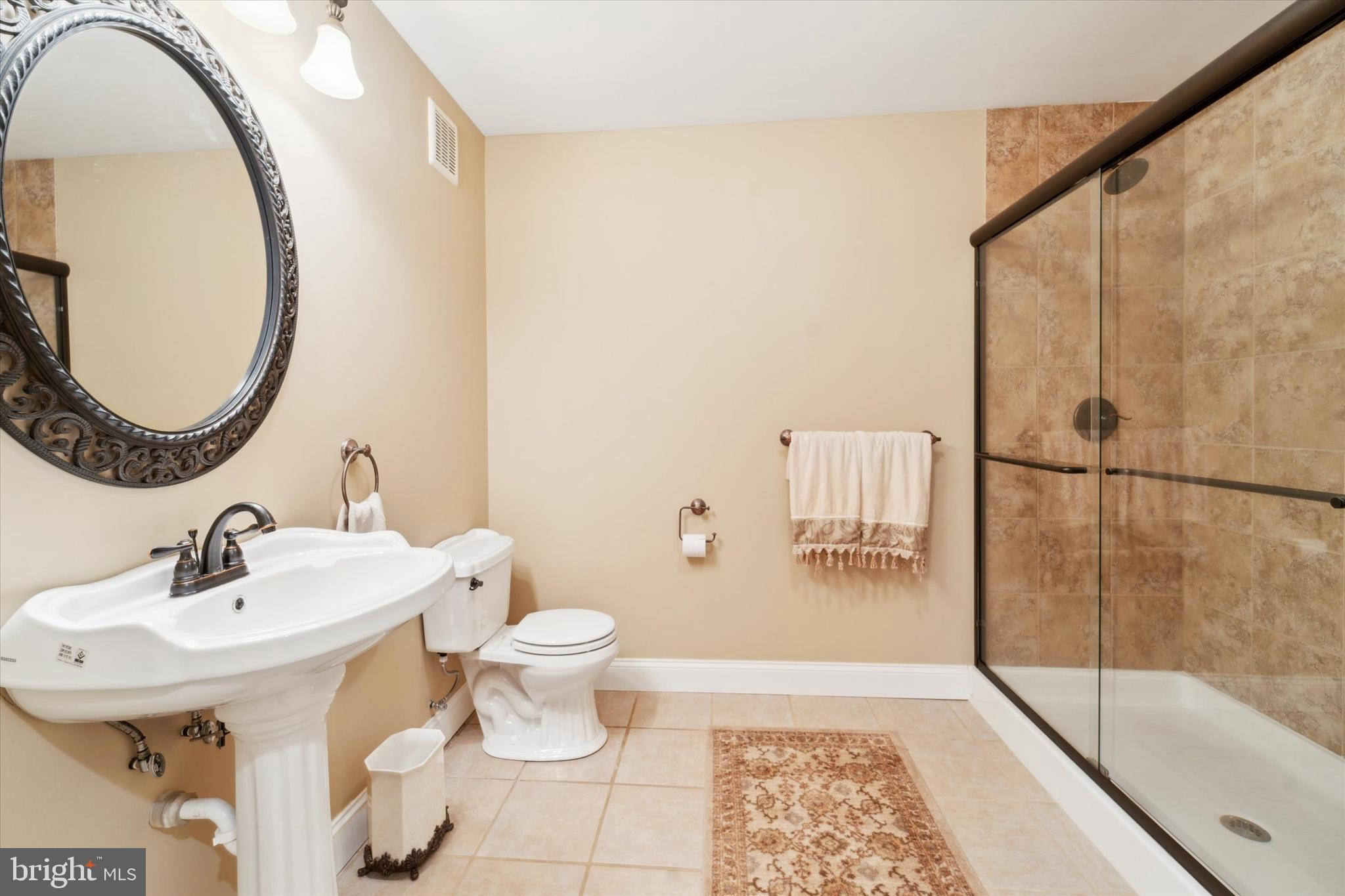 VALLEY GREEN - Residential