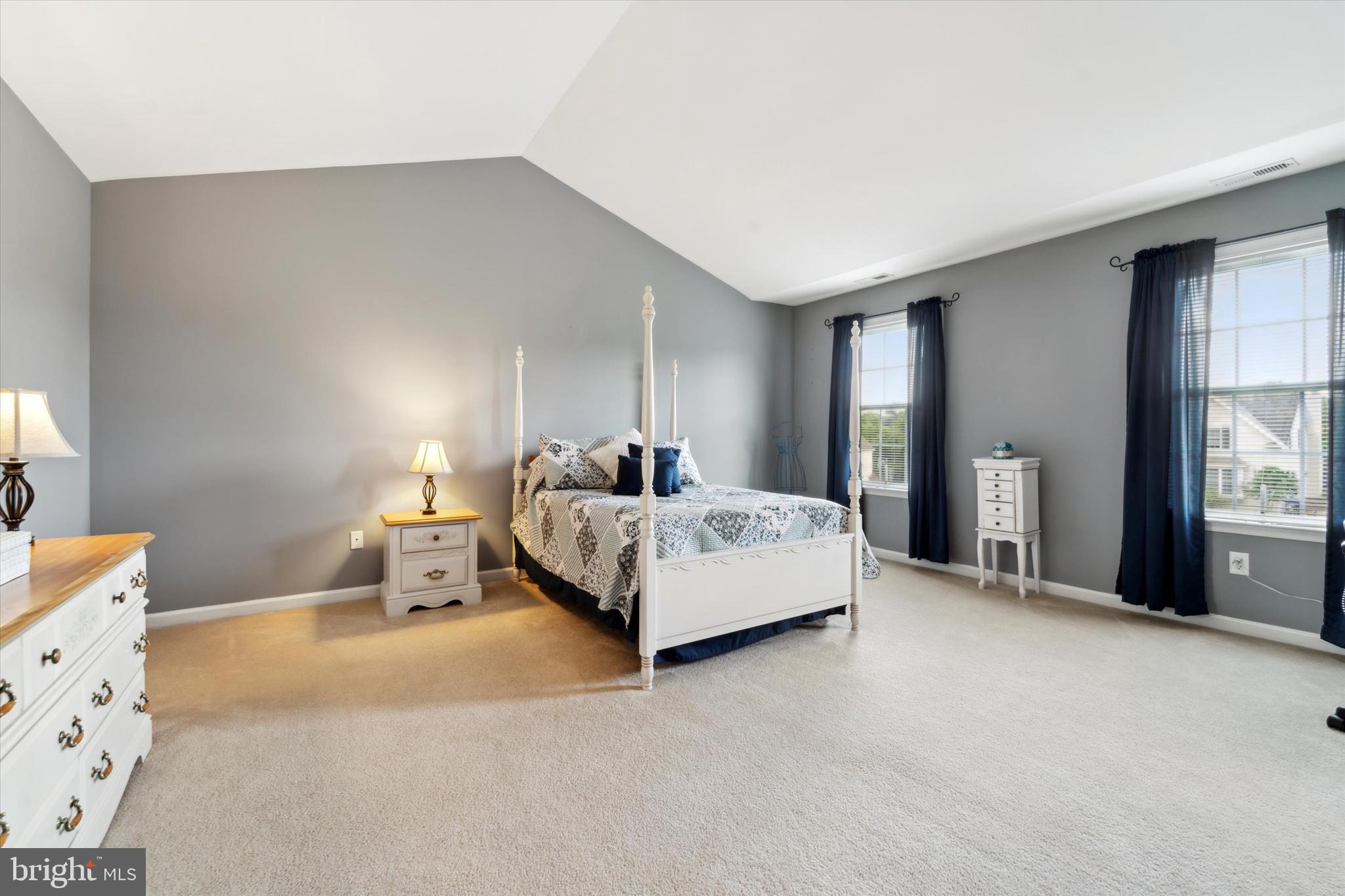 VALLEY GREEN - Residential