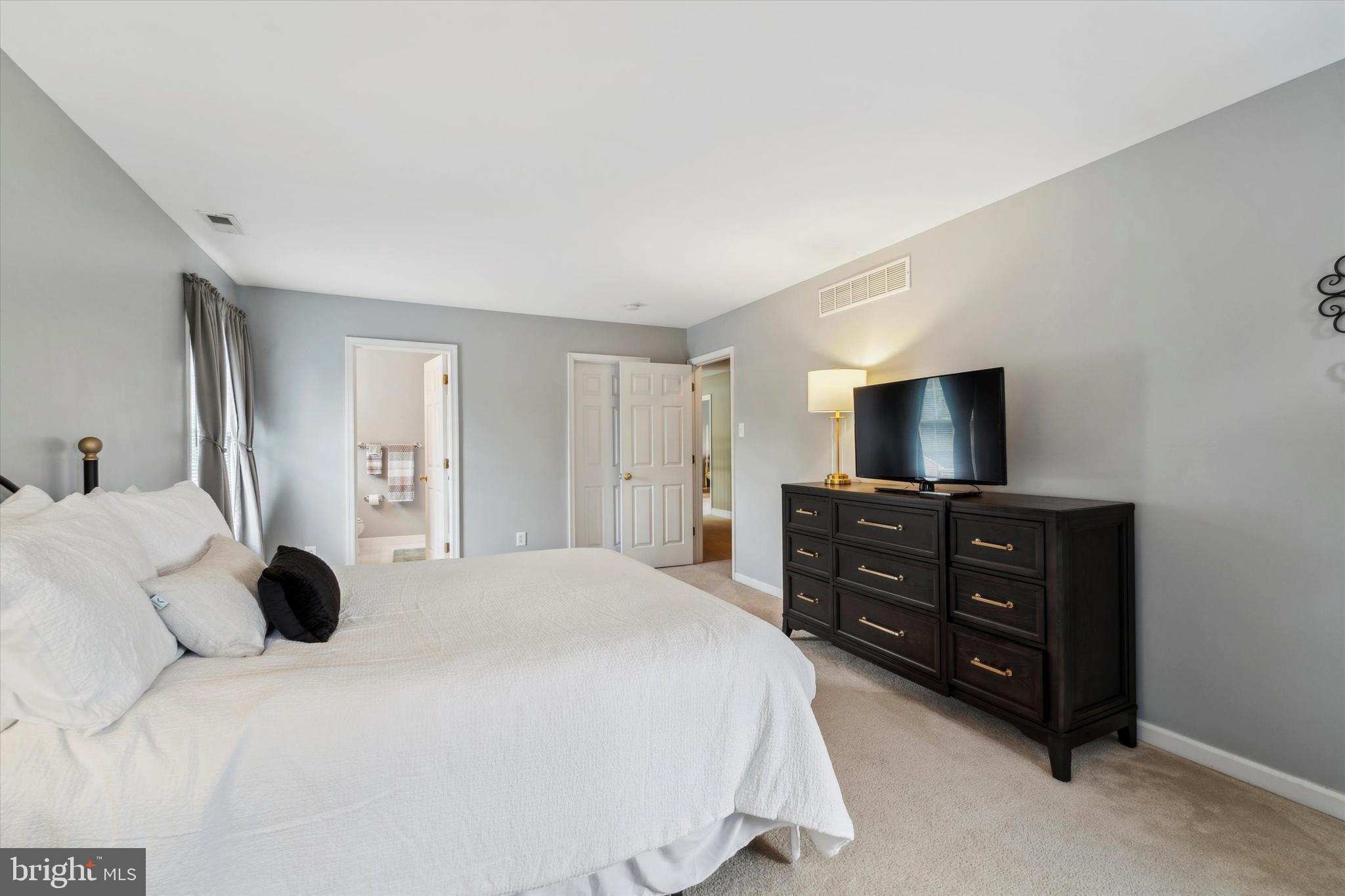 VALLEY GREEN - Residential