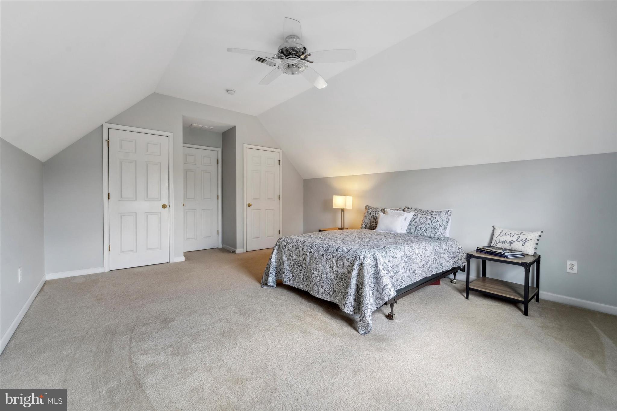 VALLEY GREEN - Residential