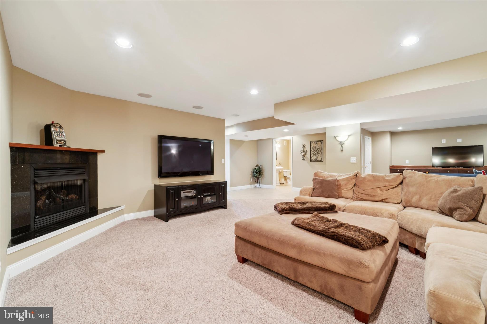 VALLEY GREEN - Residential