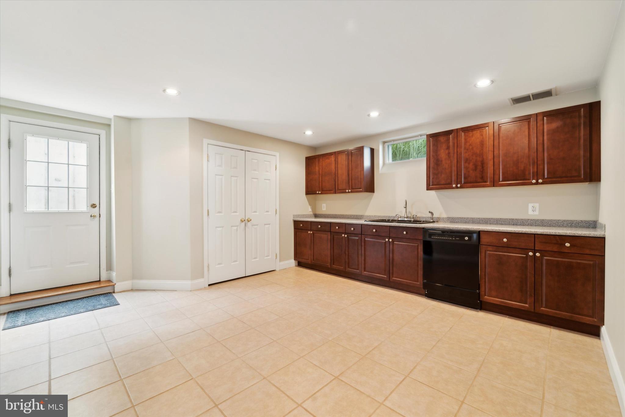 VALLEY GREEN - Residential