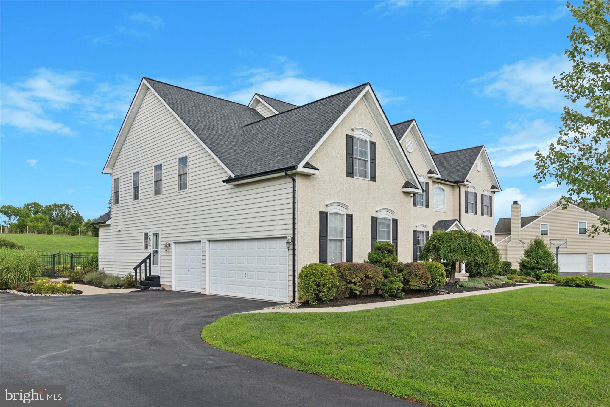 VALLEY GREEN - Residential