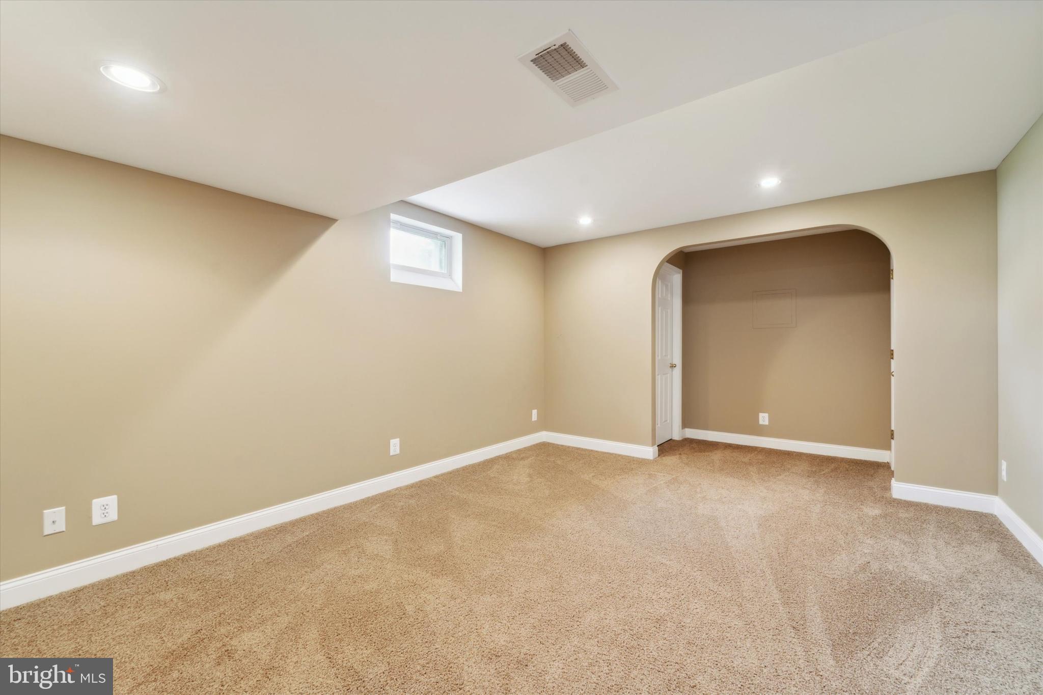 VALLEY GREEN - Residential