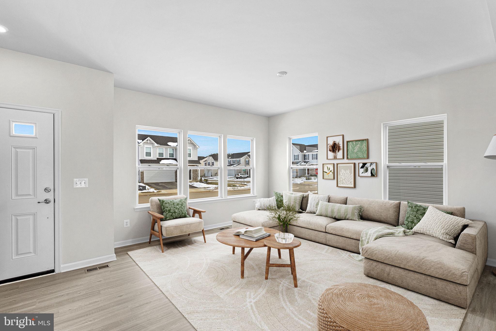 SOUTH BROOK - Residential