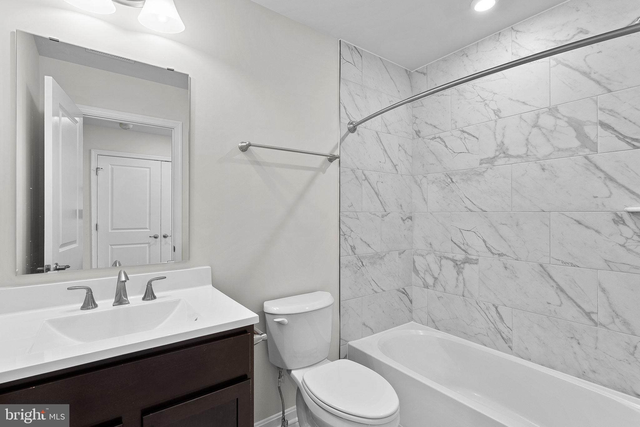 SOUTH BROOK - Residential