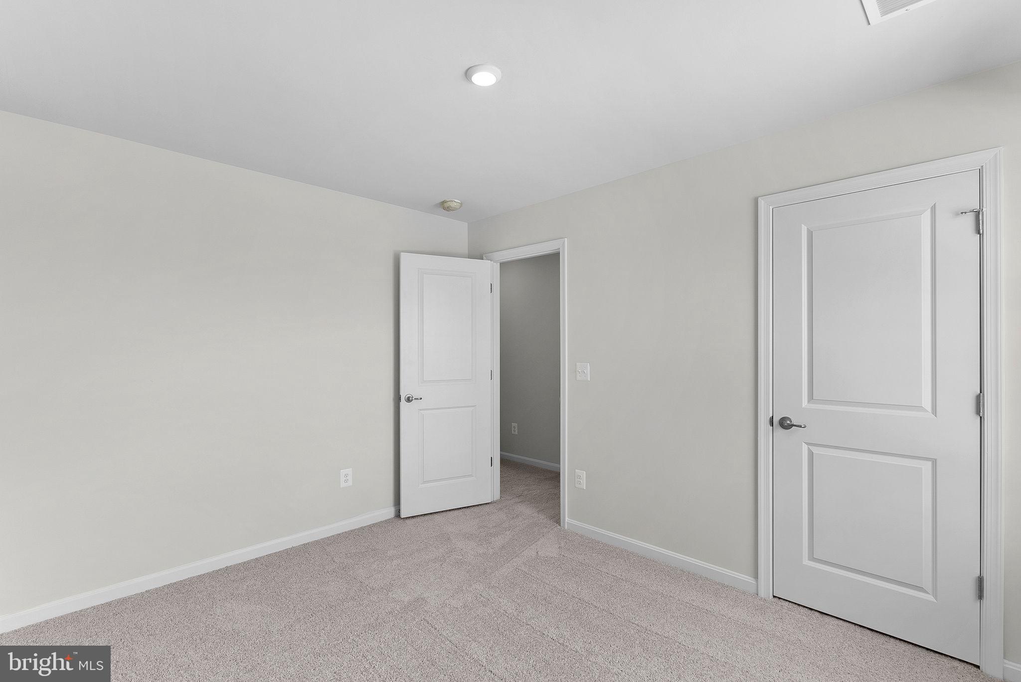 SOUTH BROOK - Residential