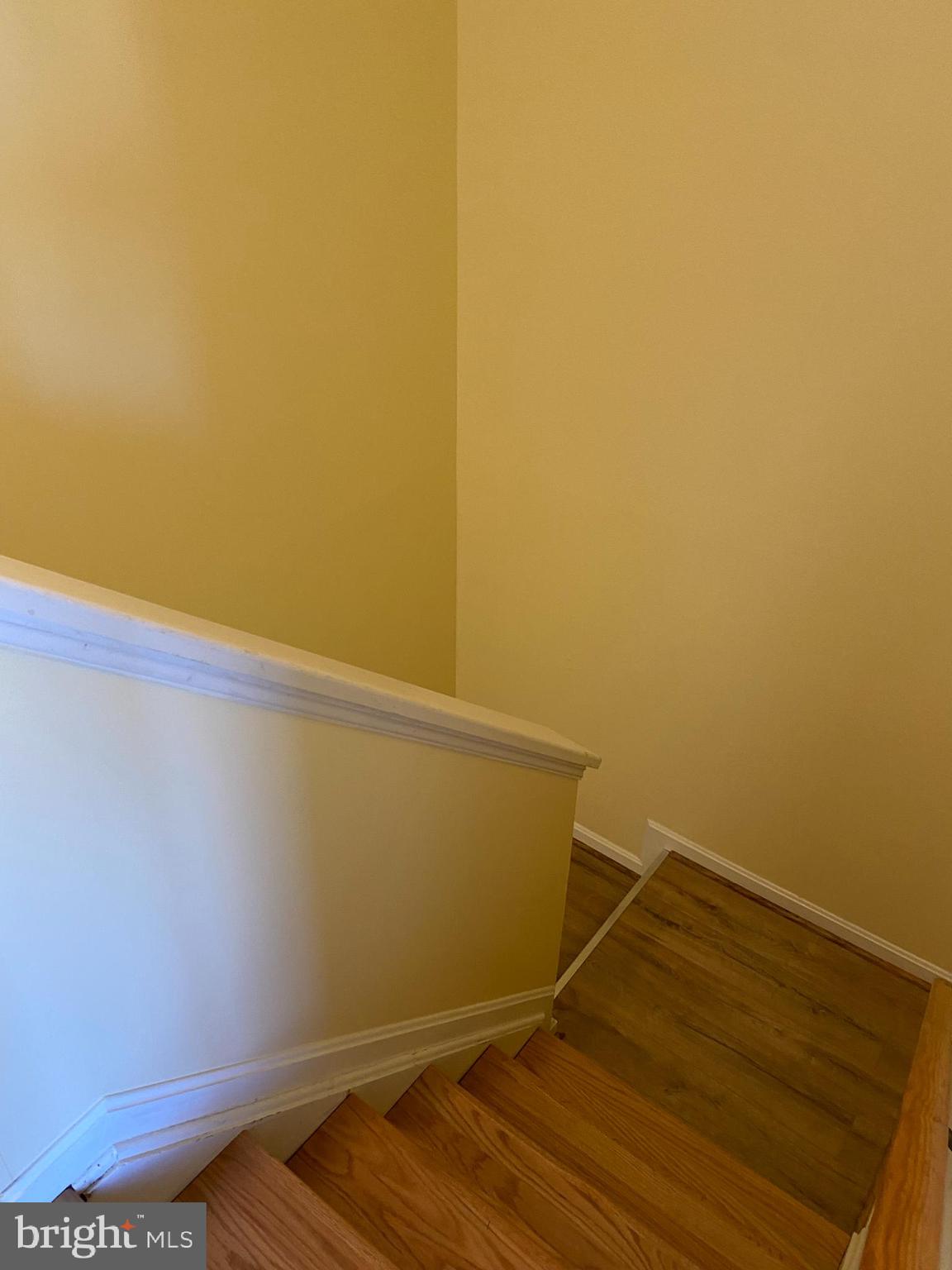 SMALL CROSSINGS - Residential Lease