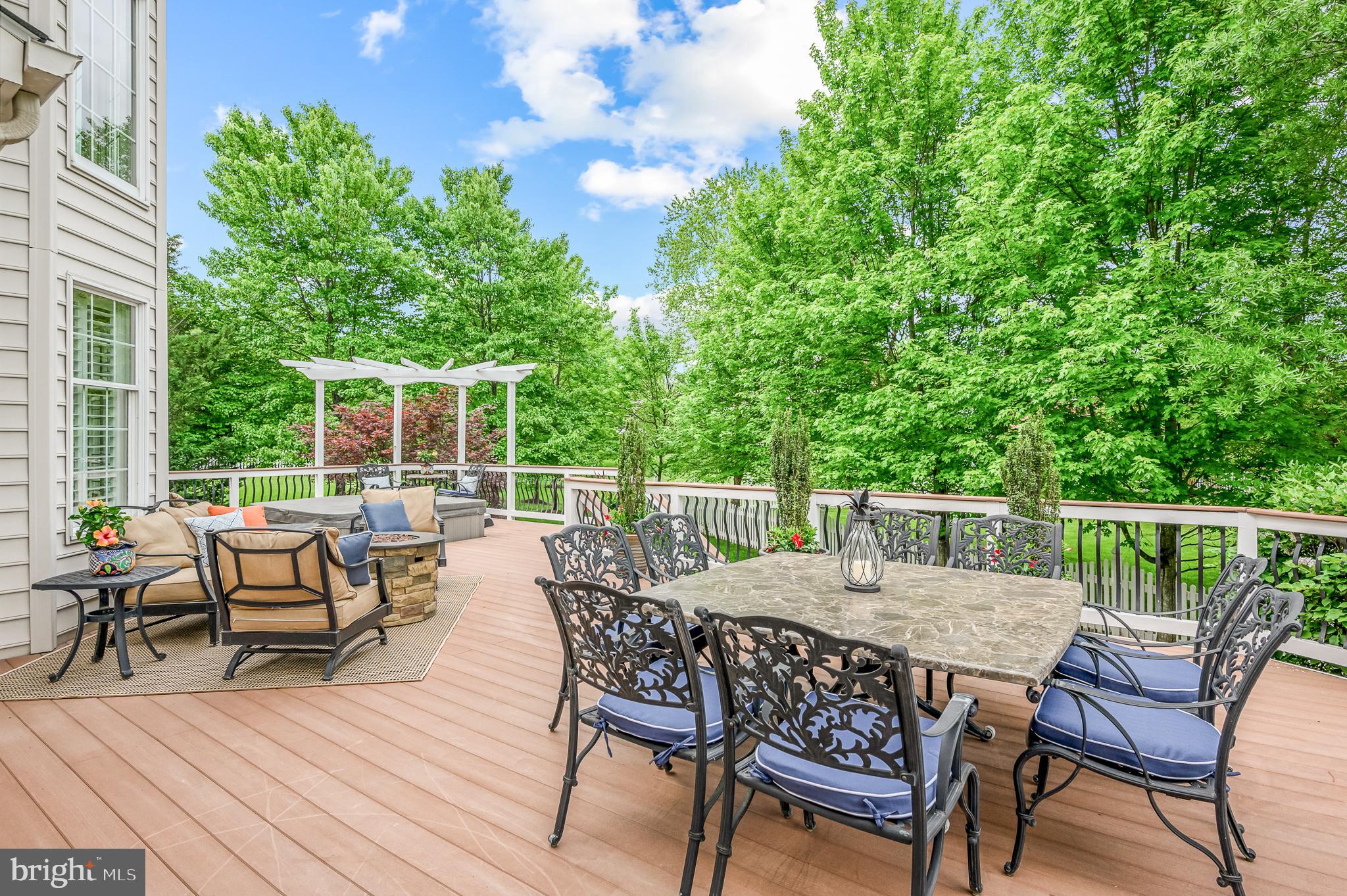 BELMONT COUNTRY CLUB - Residential