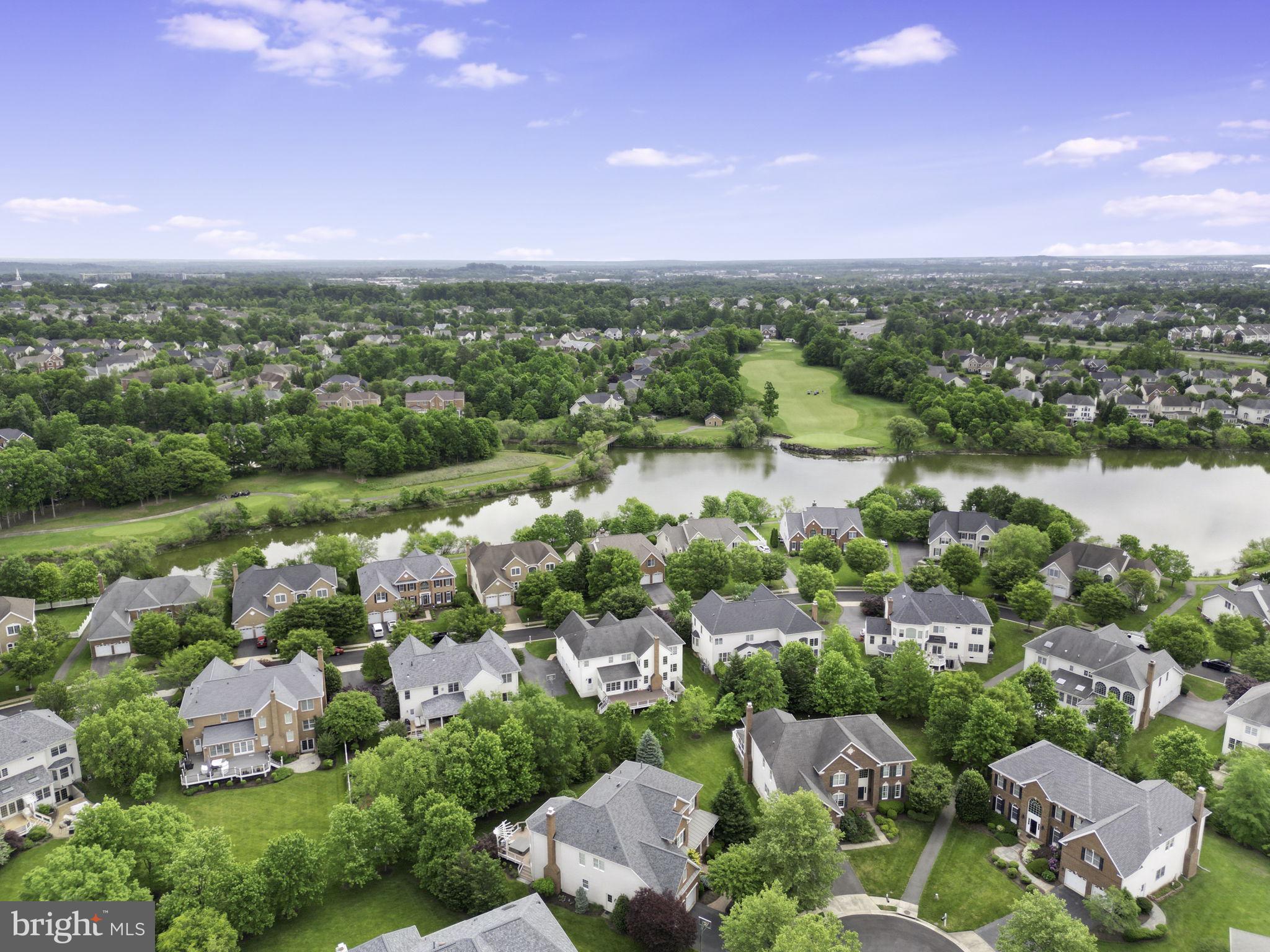 BELMONT COUNTRY CLUB - Residential