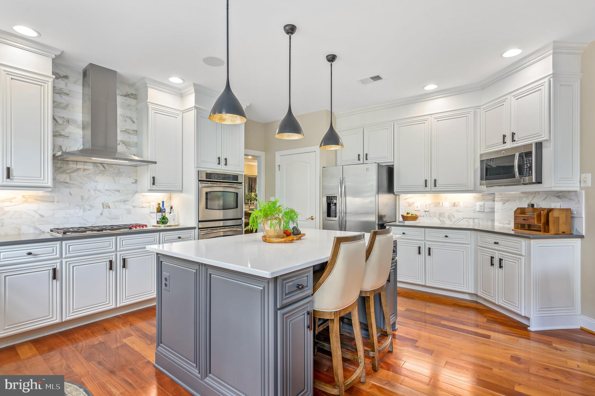 BELMONT COUNTRY CLUB - Residential