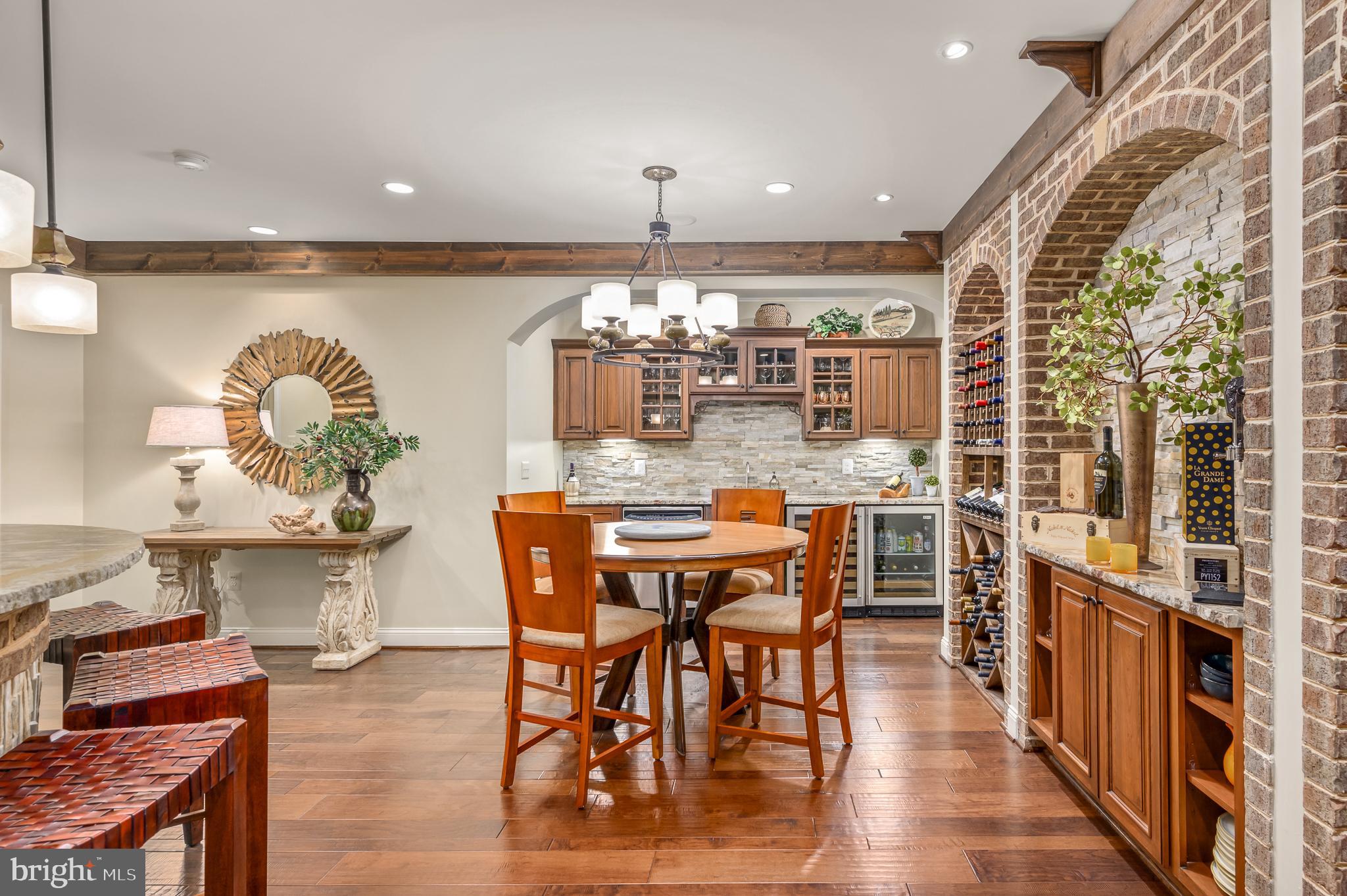 BELMONT COUNTRY CLUB - Residential