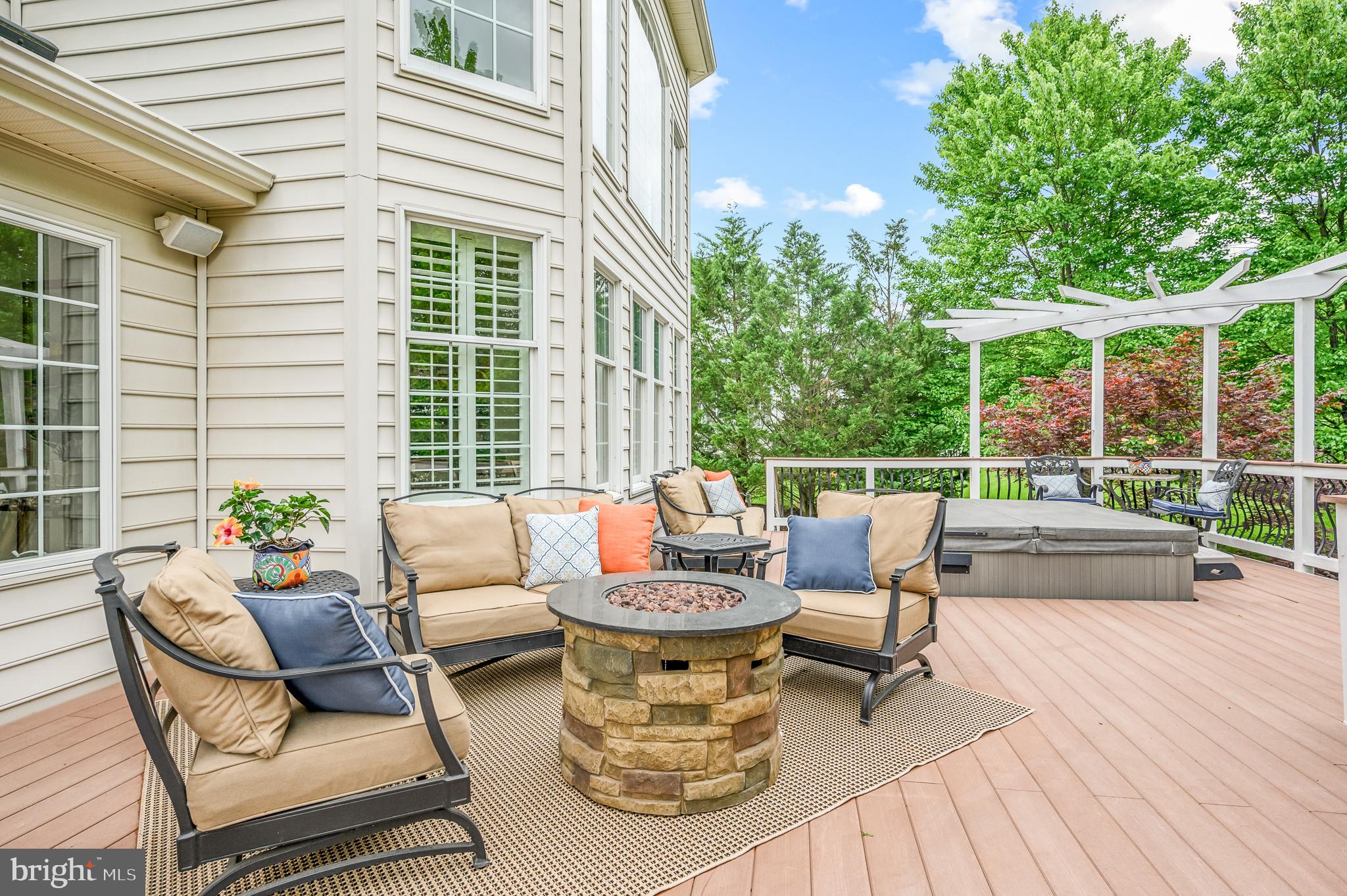 BELMONT COUNTRY CLUB - Residential