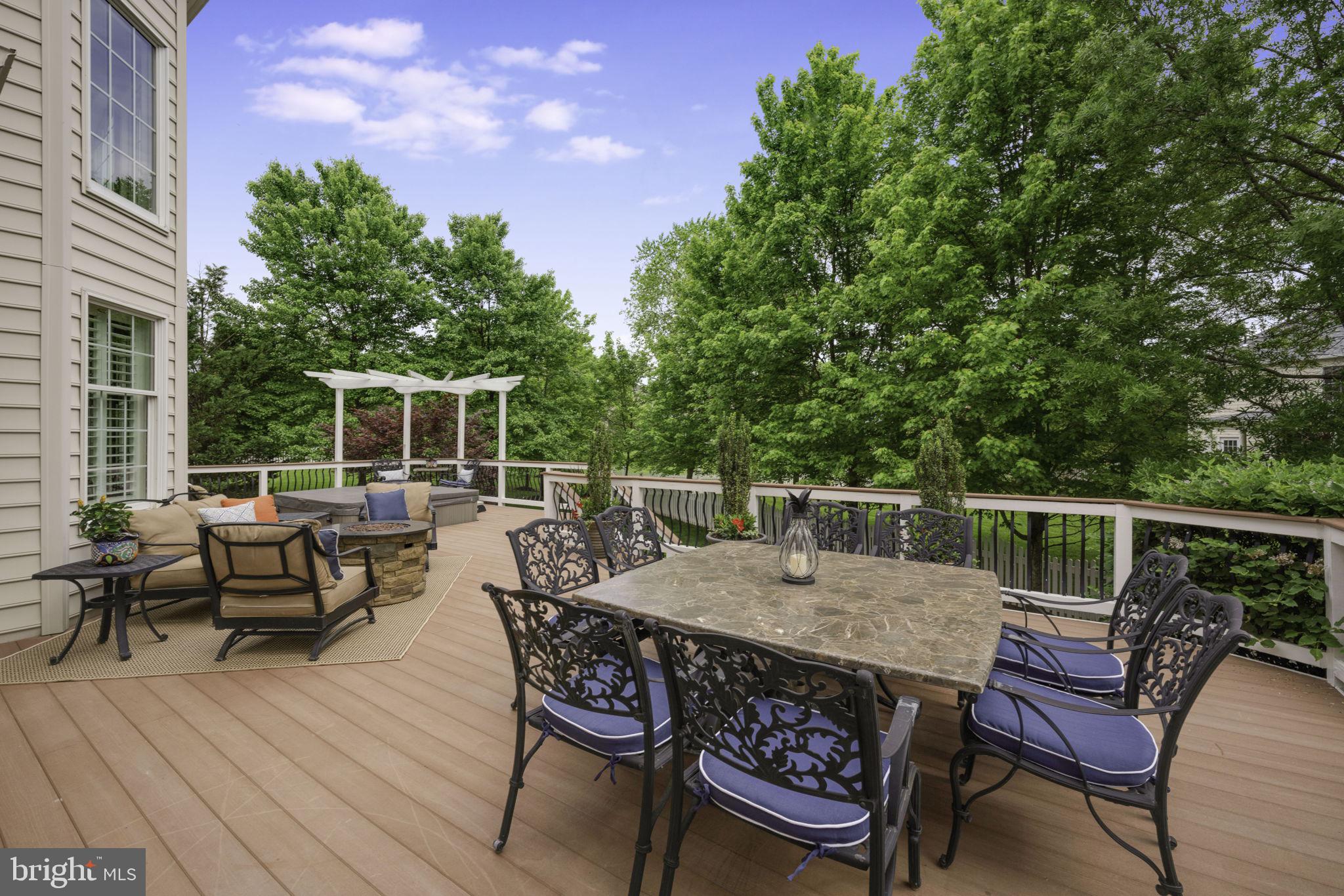 BELMONT COUNTRY CLUB - Residential