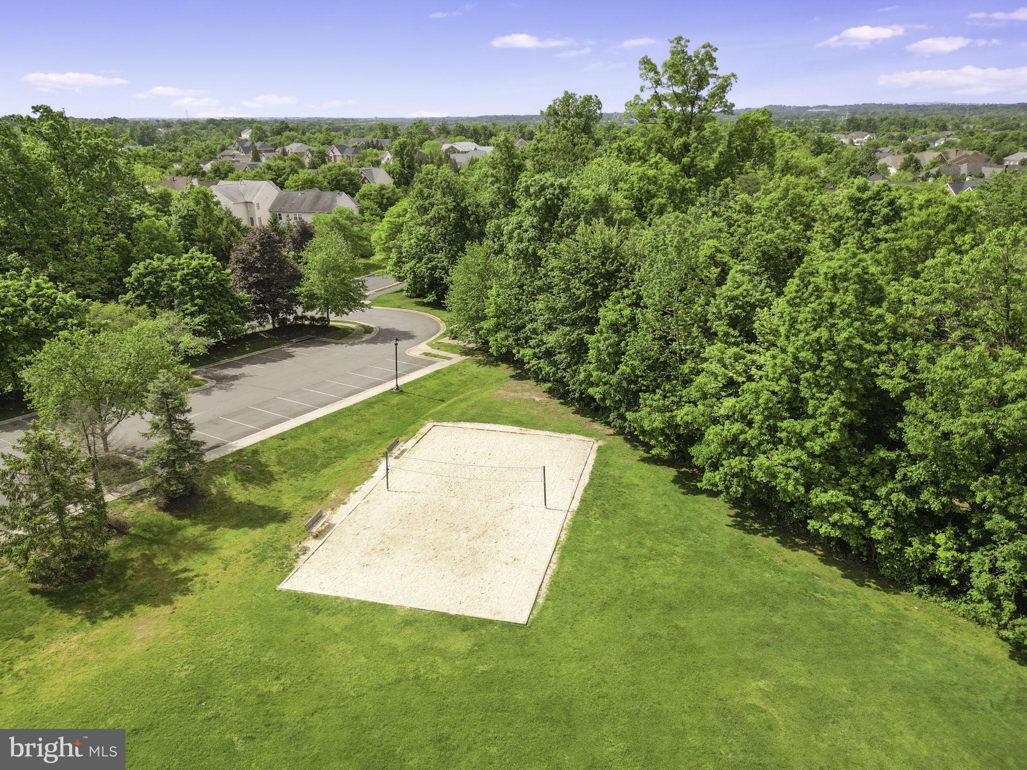 BELMONT COUNTRY CLUB - Residential