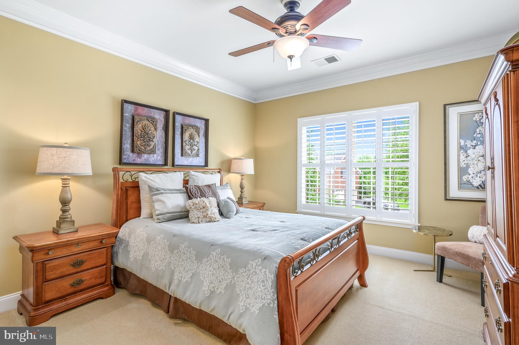 BELMONT COUNTRY CLUB - Residential