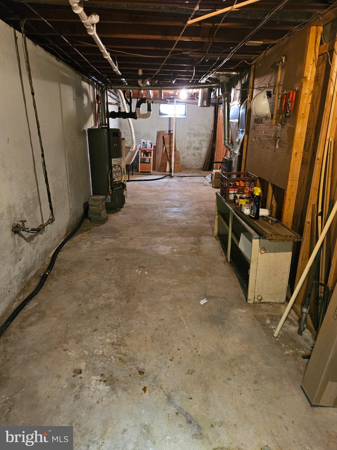 LINCOLN DRIVE - Residential