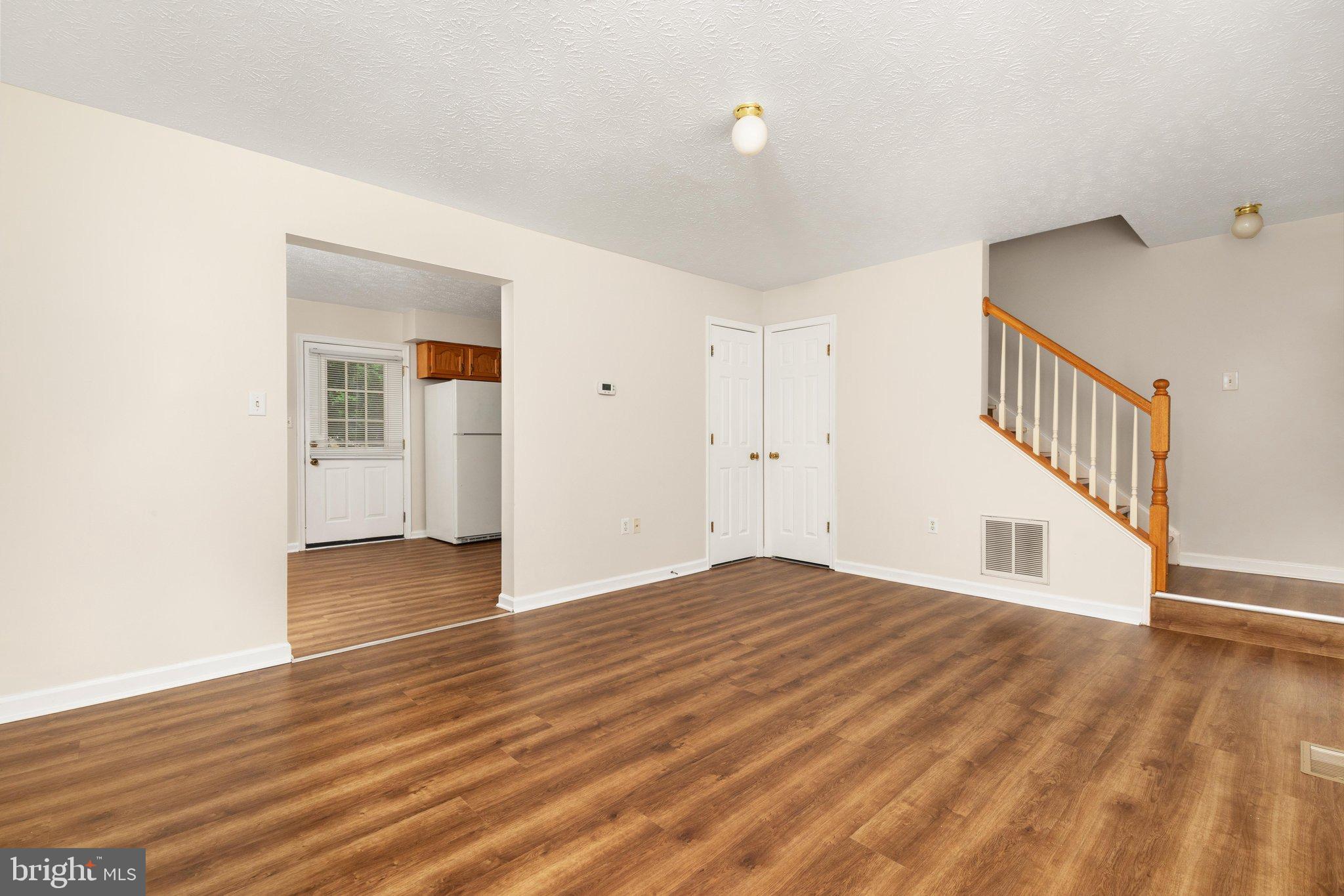 41 DOROTHY COURT