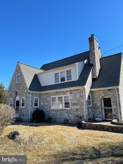 2663 HALFWAY ROAD