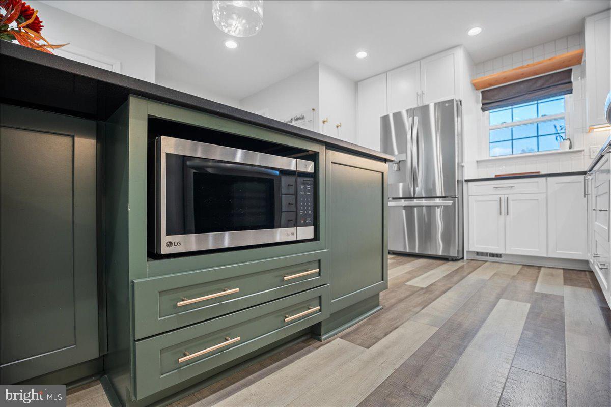 SCARBOROUGH FAIRE - Residential