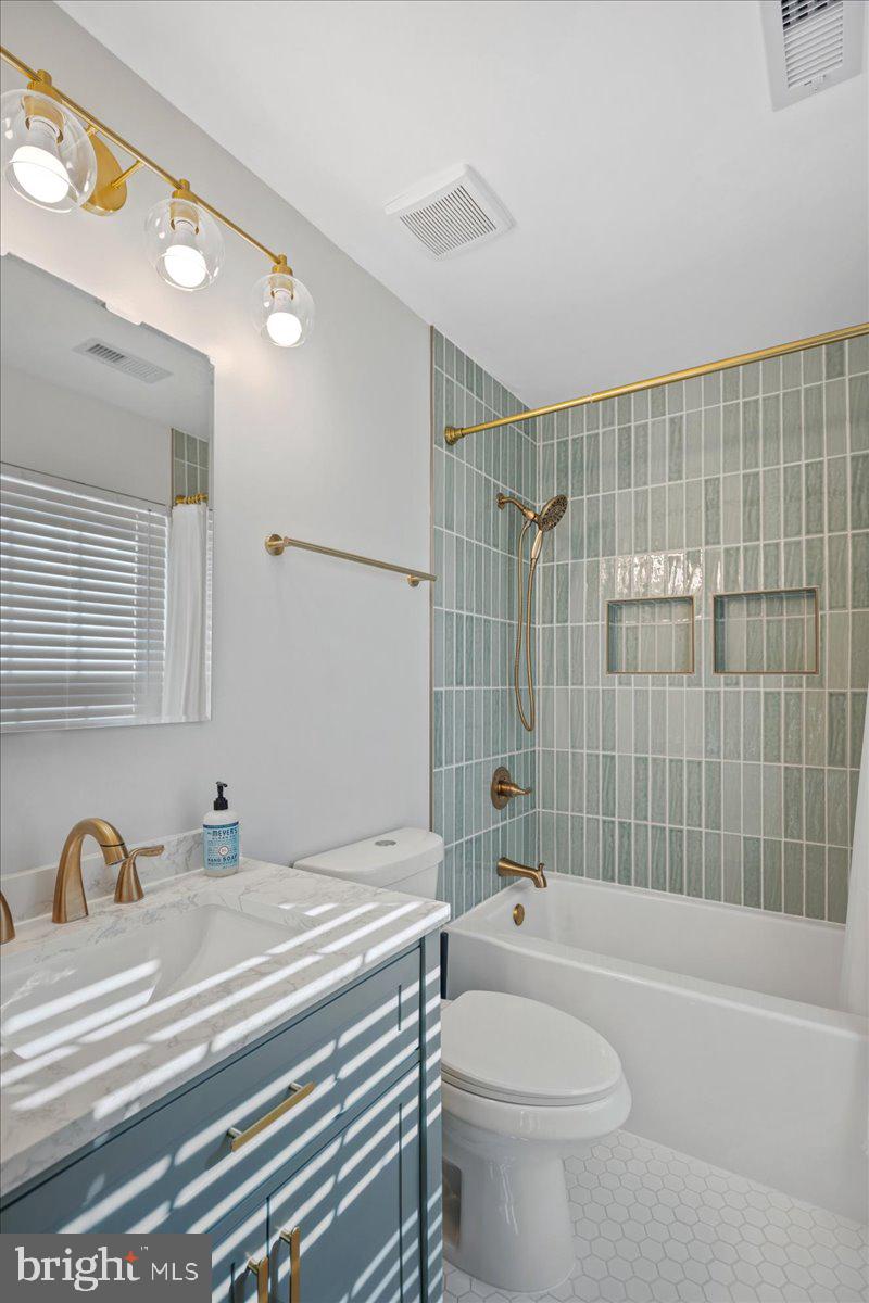 SCARBOROUGH FAIRE - Residential