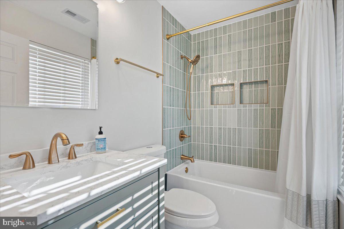 SCARBOROUGH FAIRE - Residential