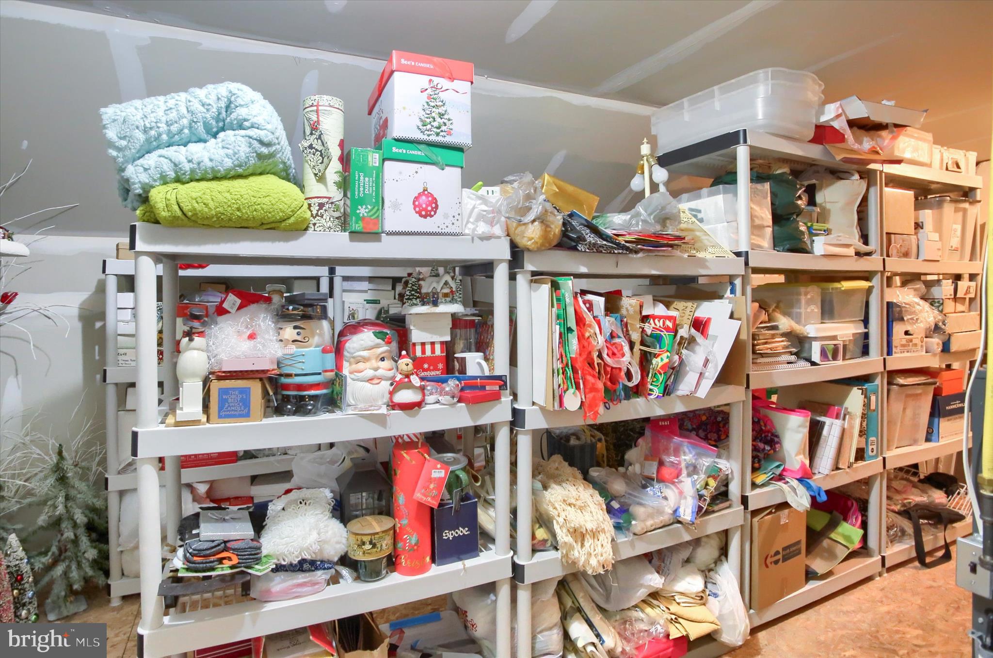 TRADITIONS OF AMERICA AT SILVER SPRING - Residential