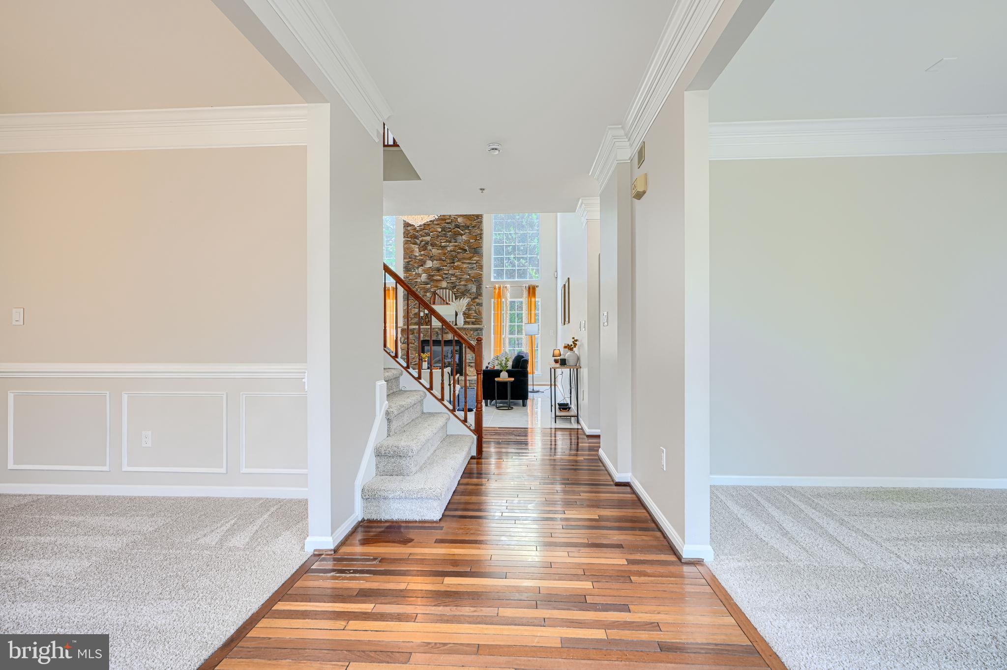 KINGS CROSSING - Residential