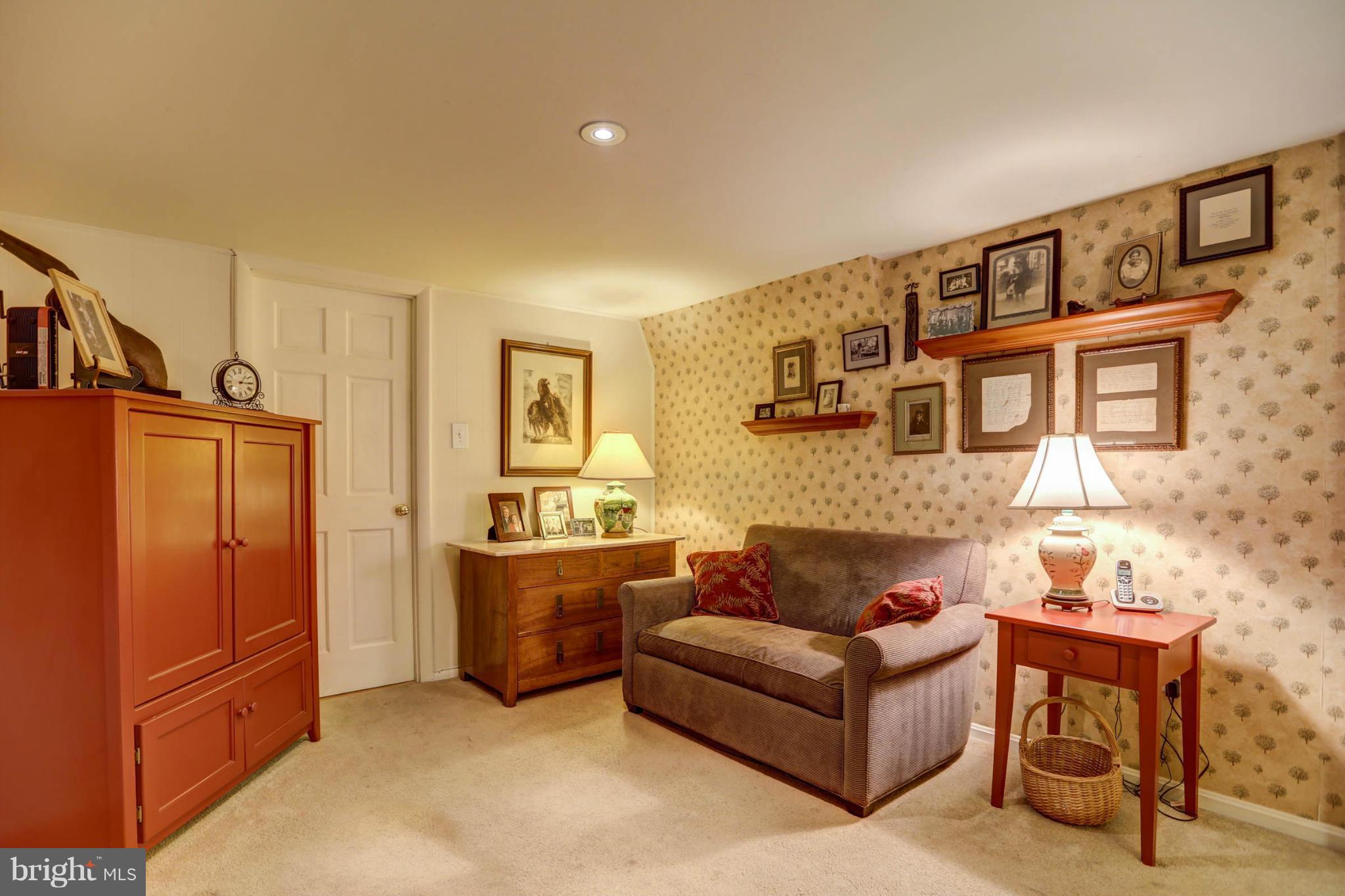 KINGS PARK WEST - Residential