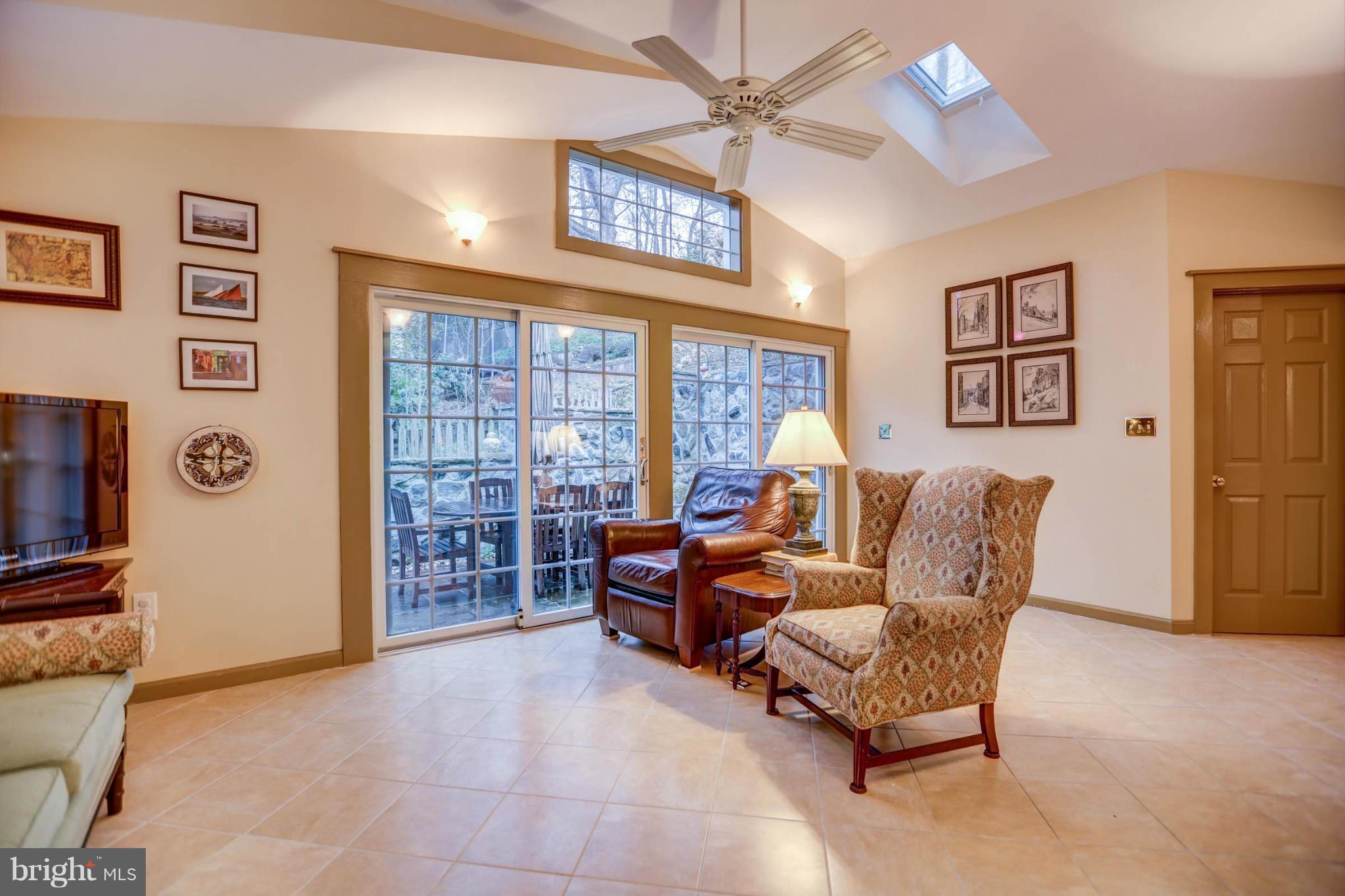 KINGS PARK WEST - Residential