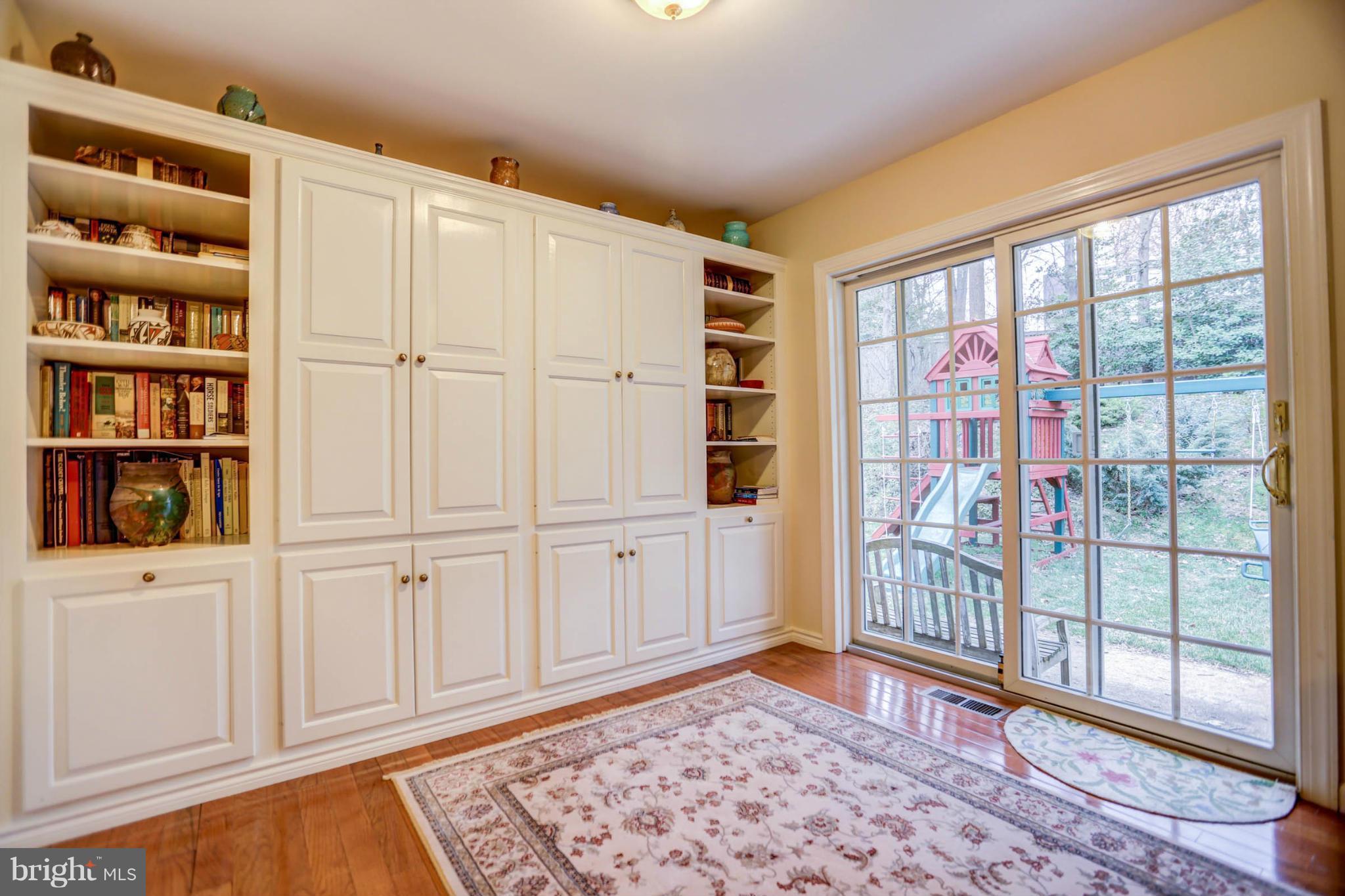 KINGS PARK WEST - Residential