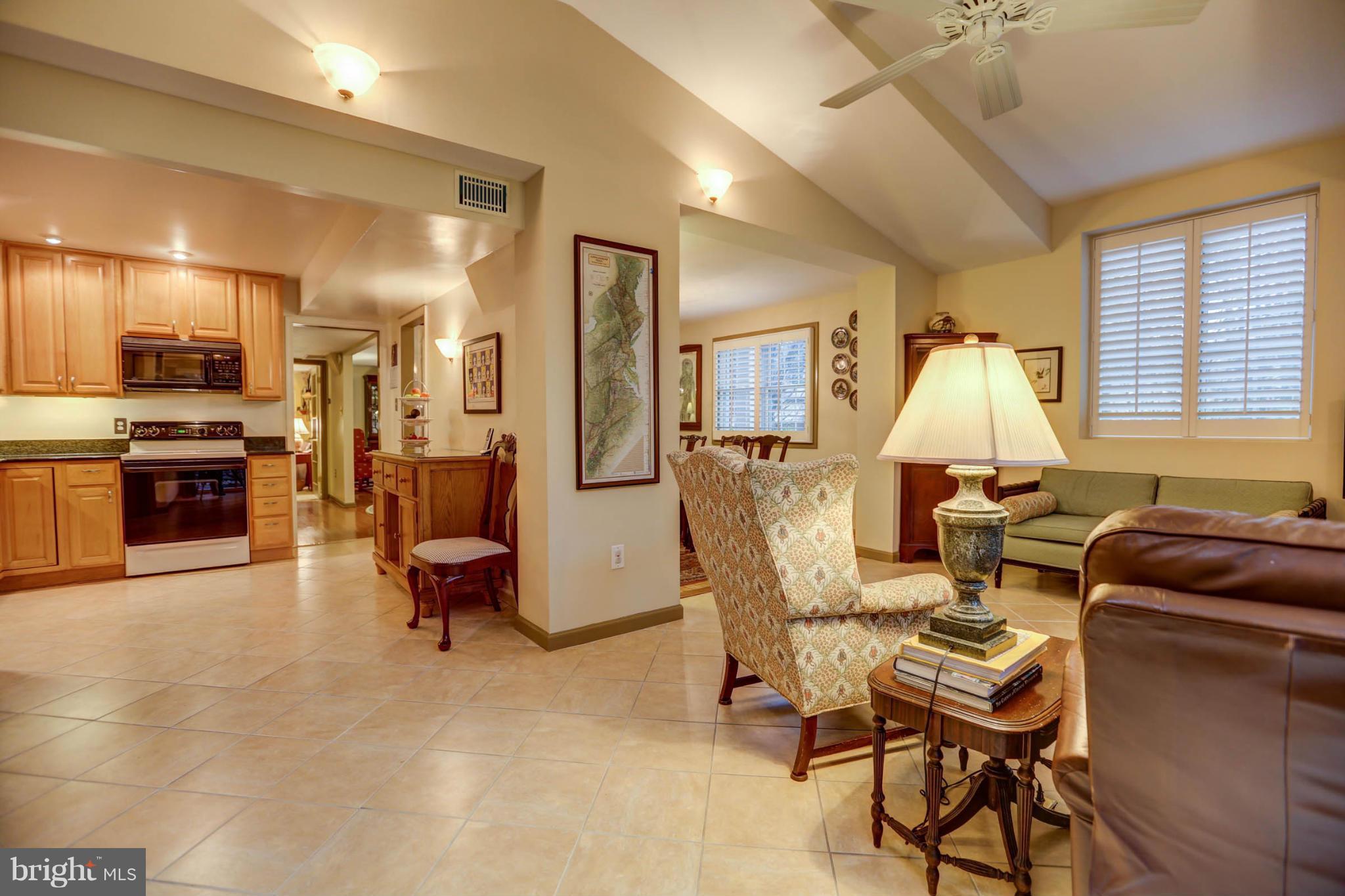 KINGS PARK WEST - Residential