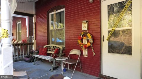 Photo of 216 Fleetwood Street, COATESVILLE, PA 19320 (MLS # PACT2112196) Photo of 216 Fleetwood Street, COATESVILLE, PA 19320 (MLS # PACT2112196)